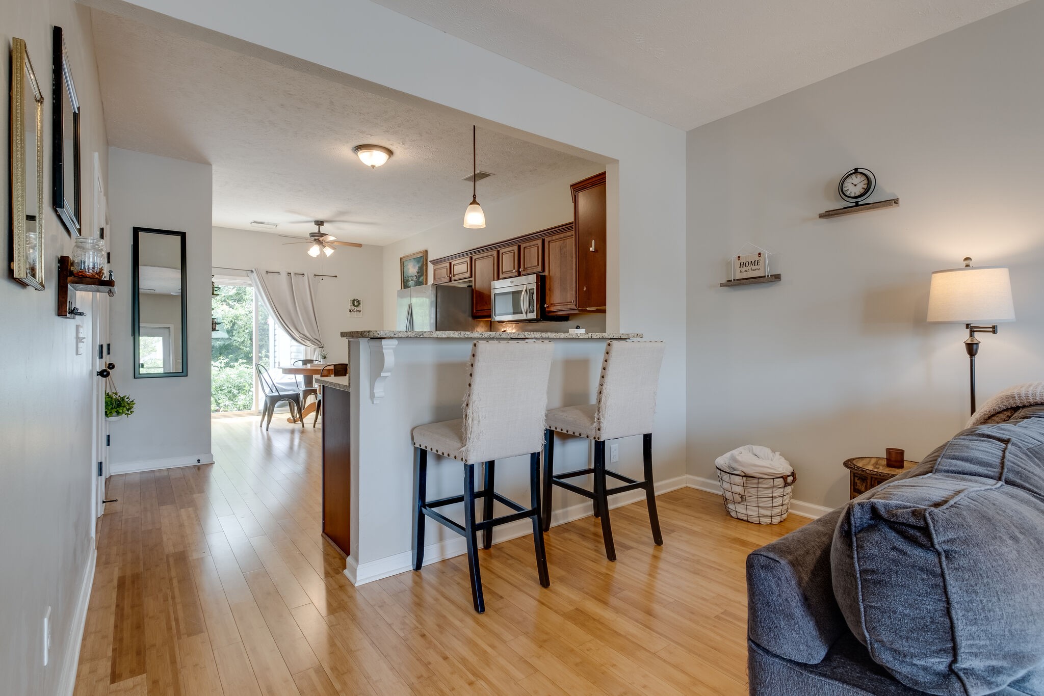 1037 Capital Funds Ct