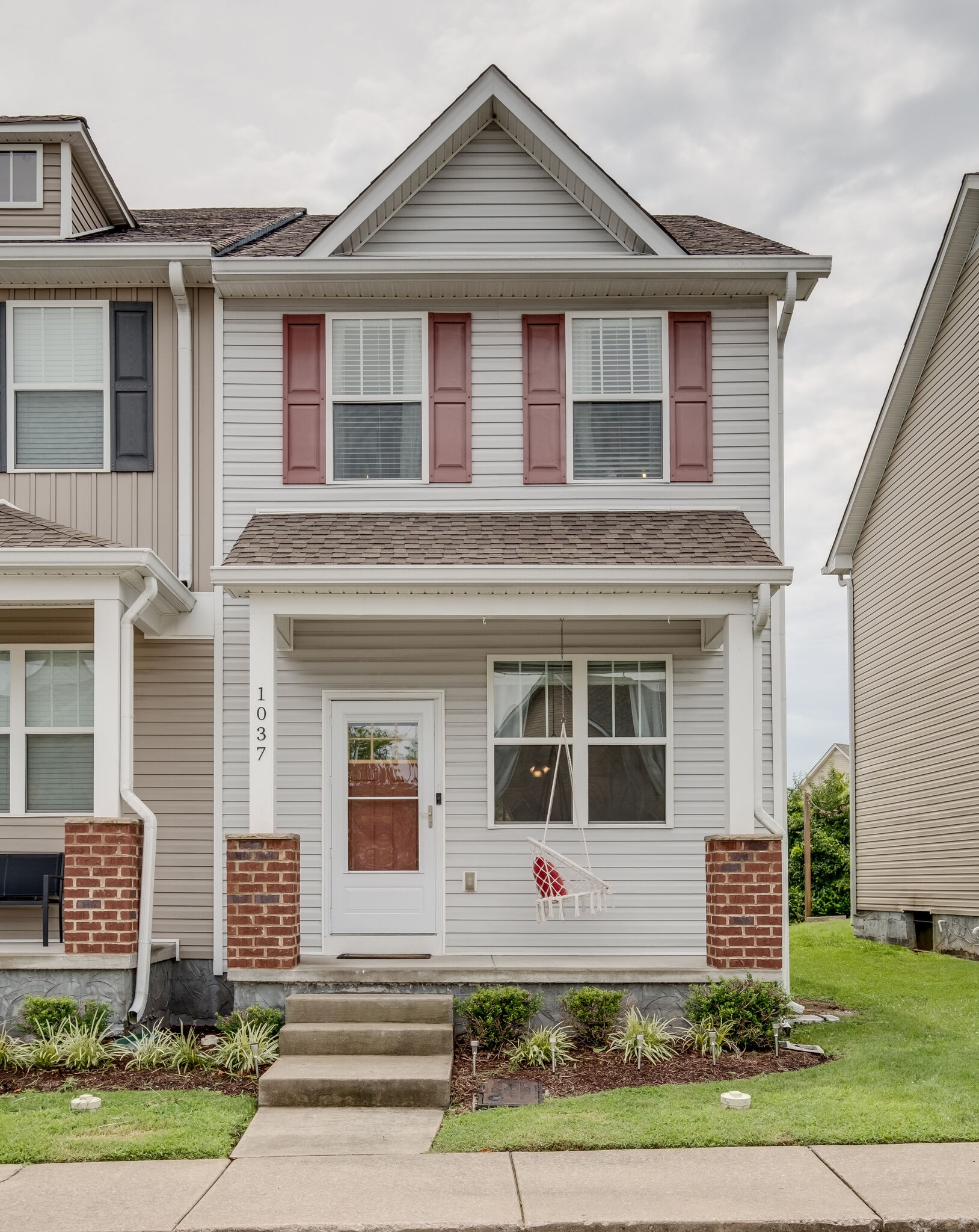 1037 Capital Funds Ct