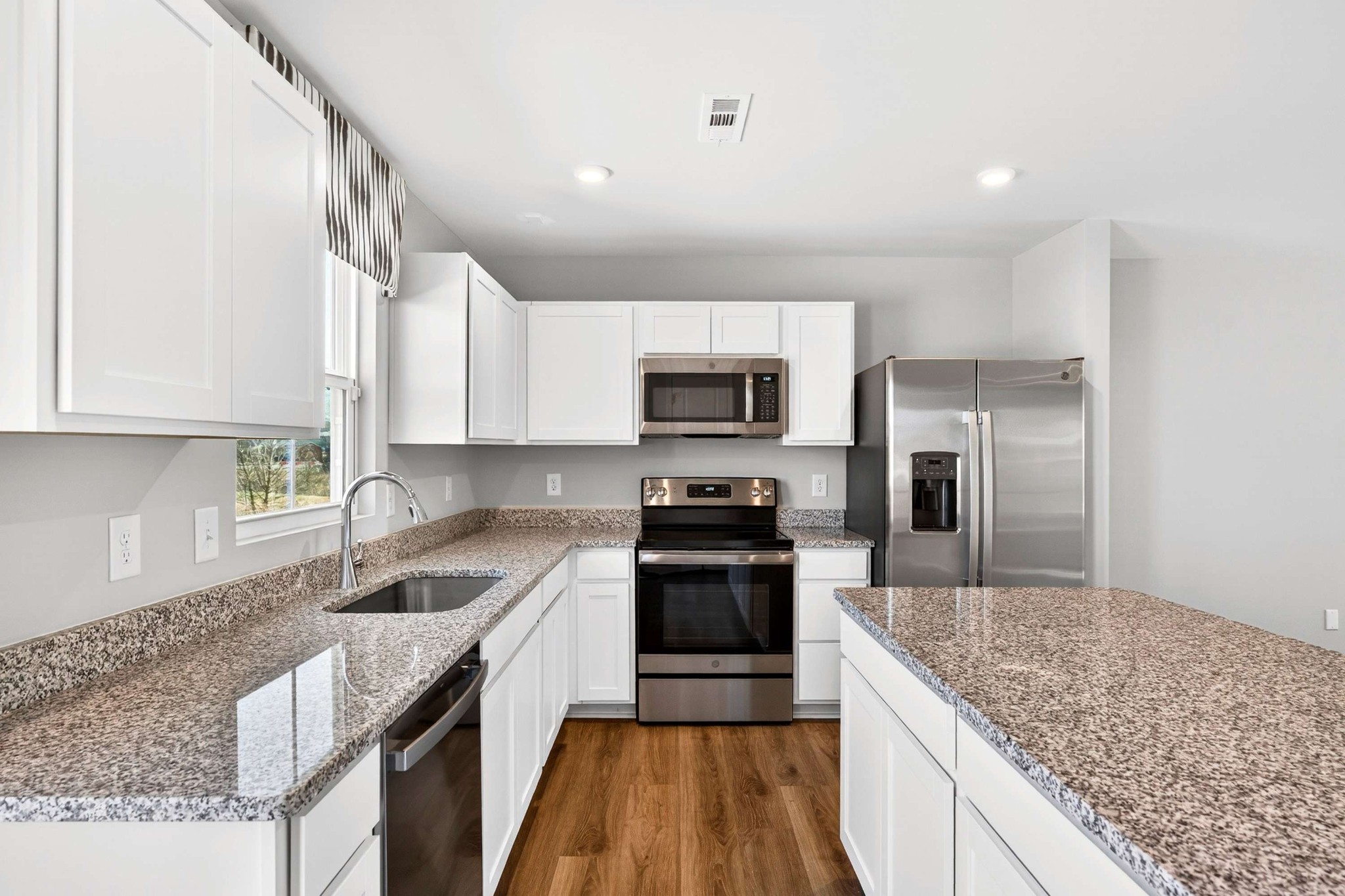 3000 Sapgate Ln, NW