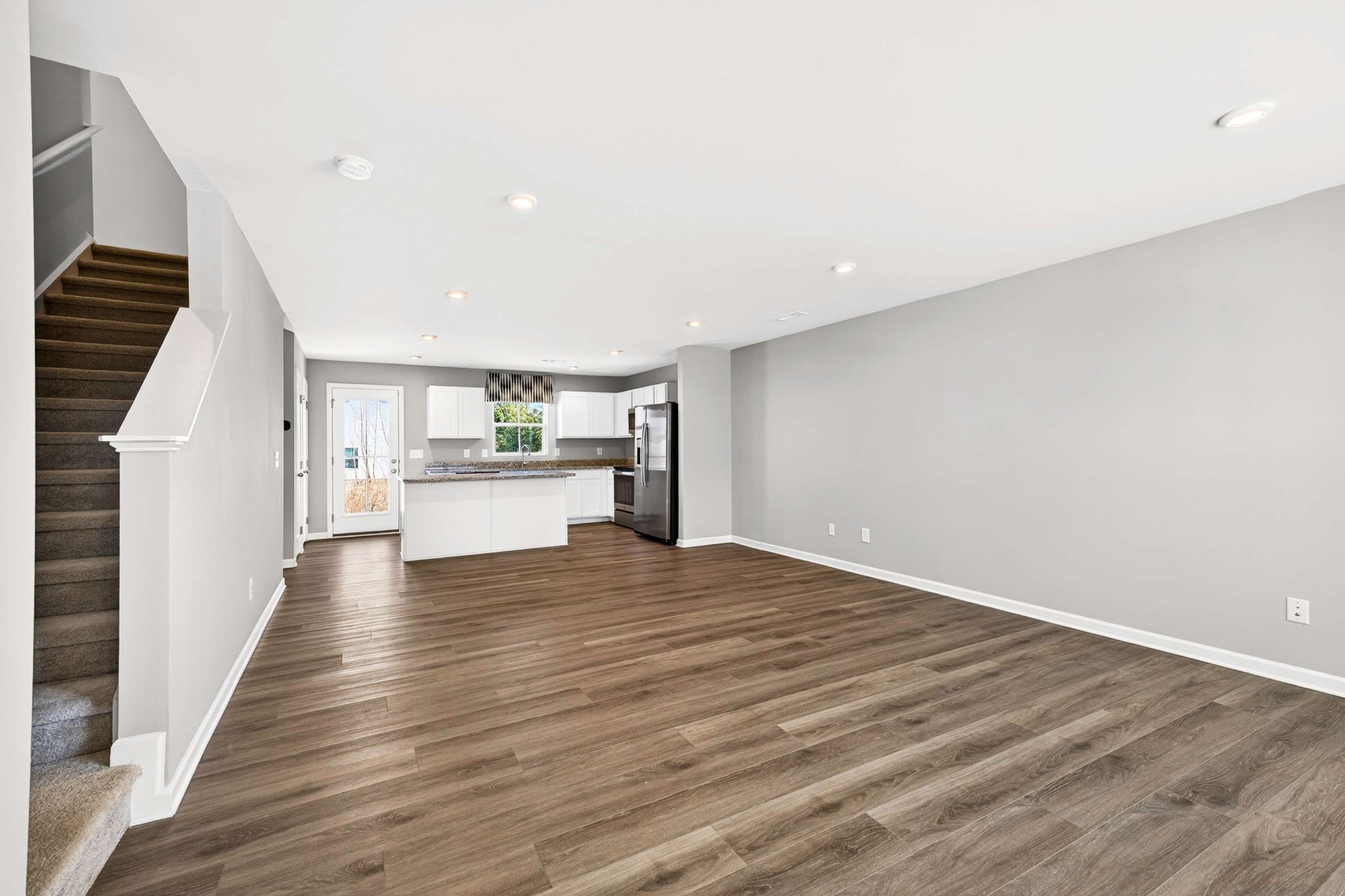 3000 Sapgate Ln, NW