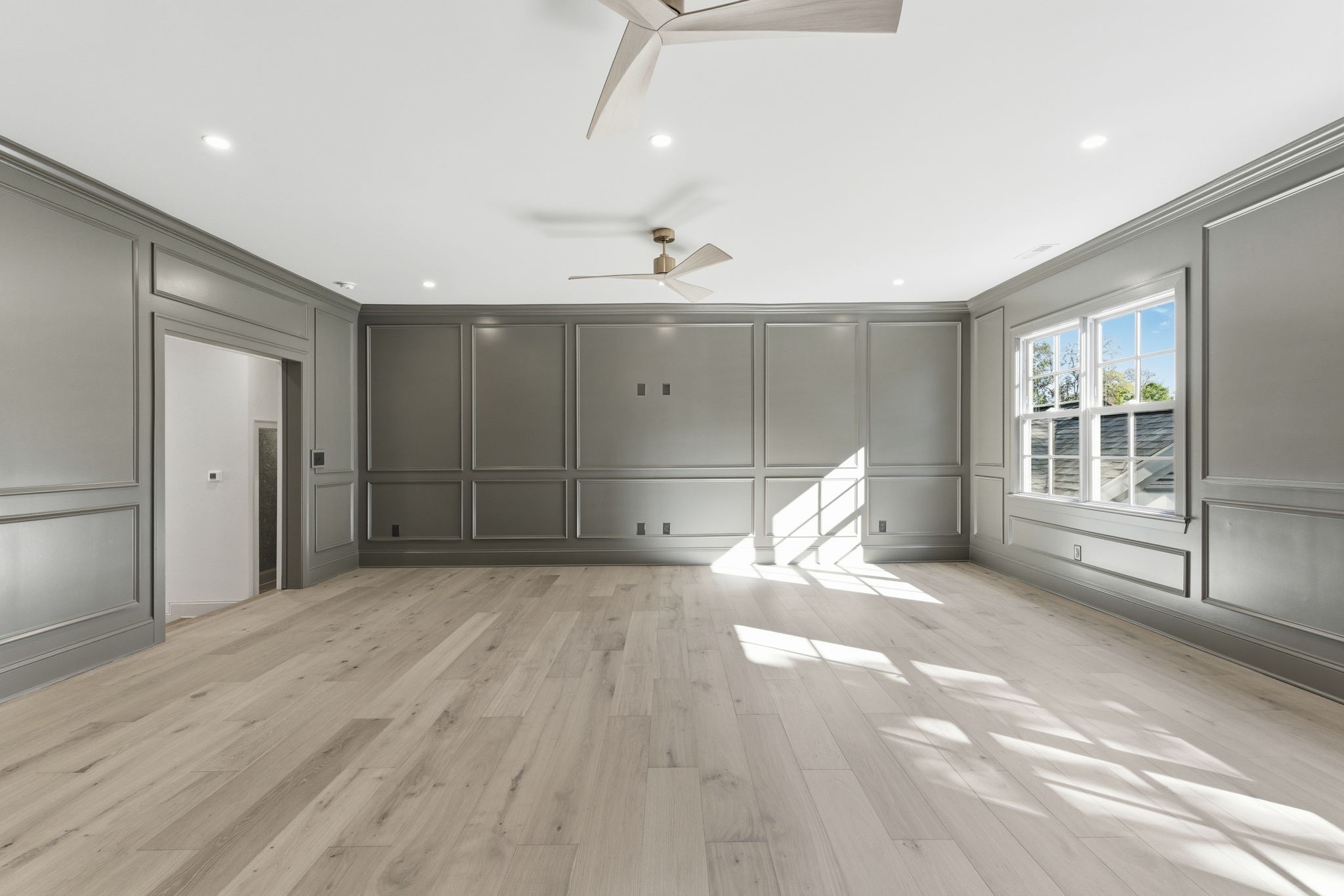 531 Midway Cir