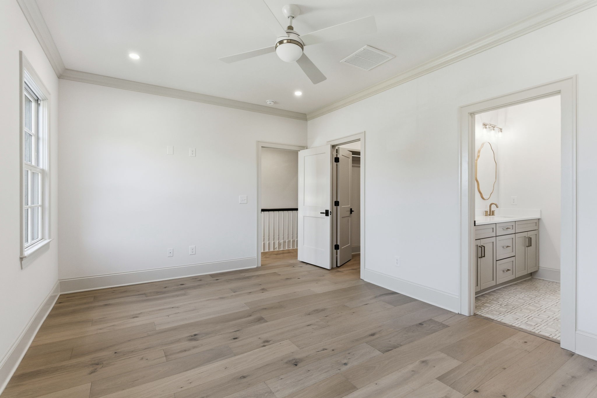 531 Midway Cir