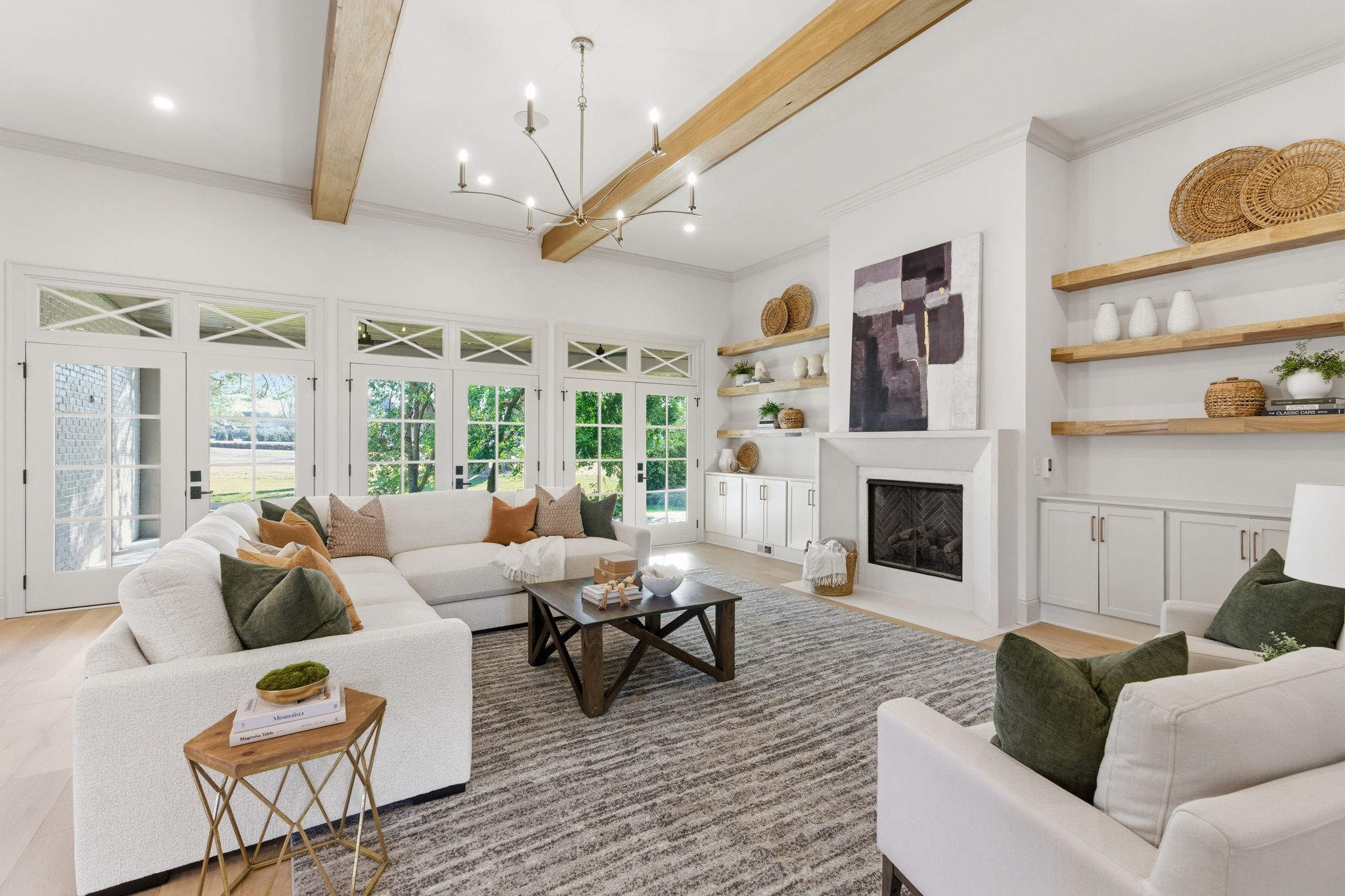 531 Midway Cir