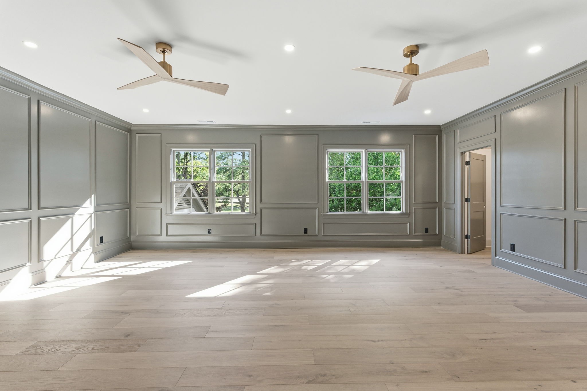 531 Midway Cir