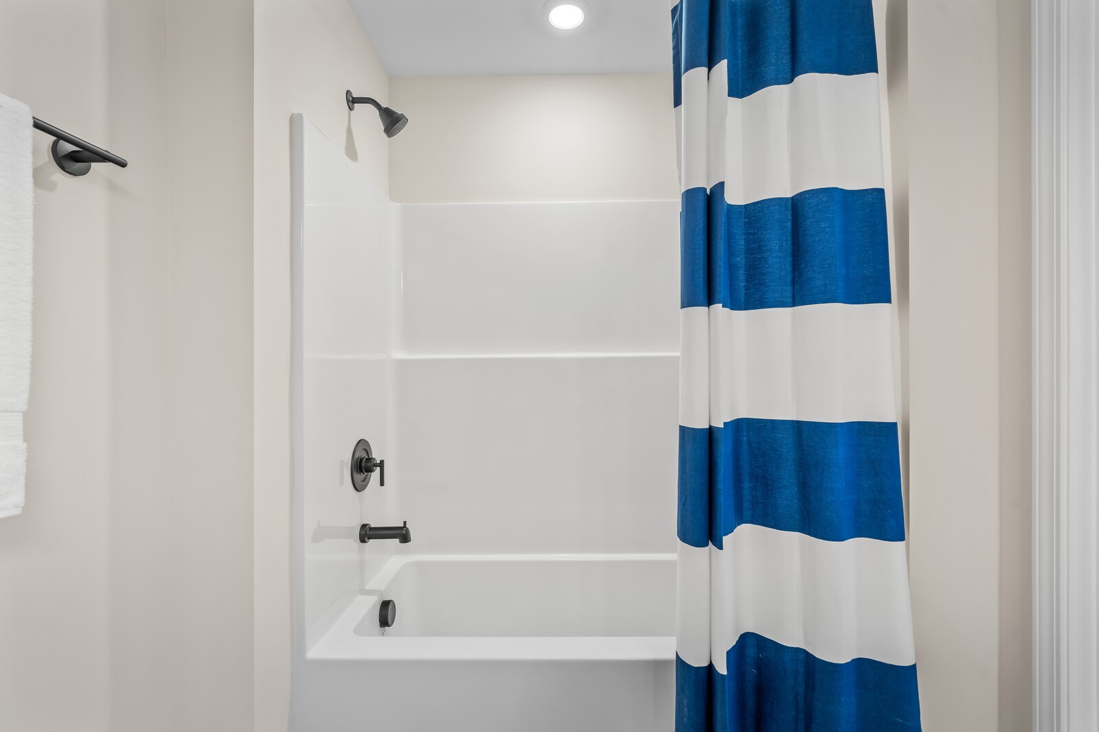 460 Buckwood Avenue, W