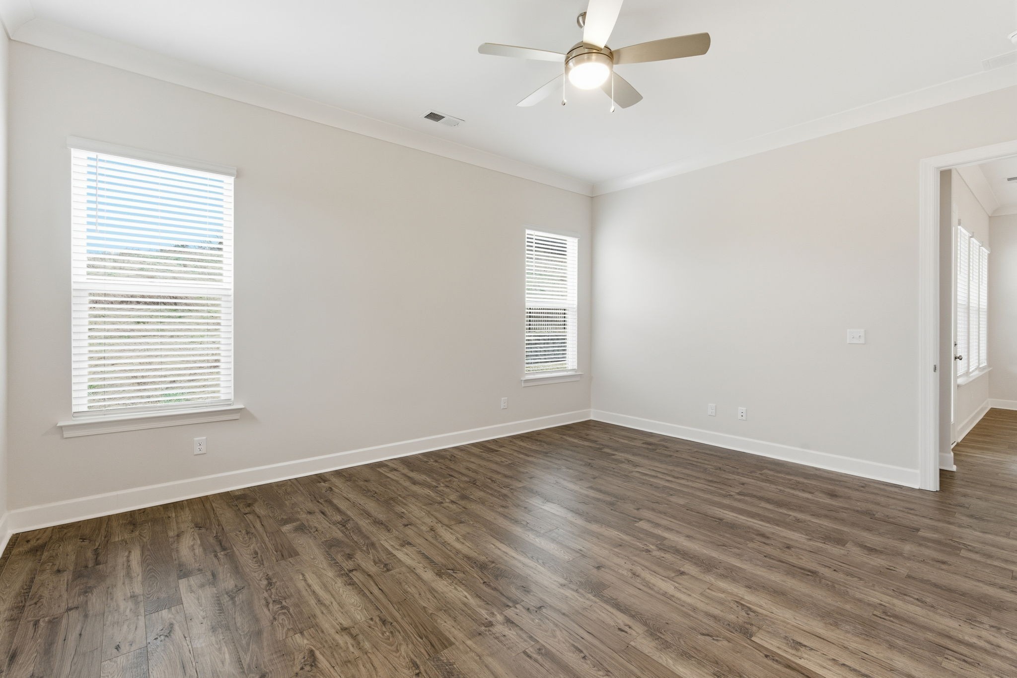 455 Buckwood Avenue, W