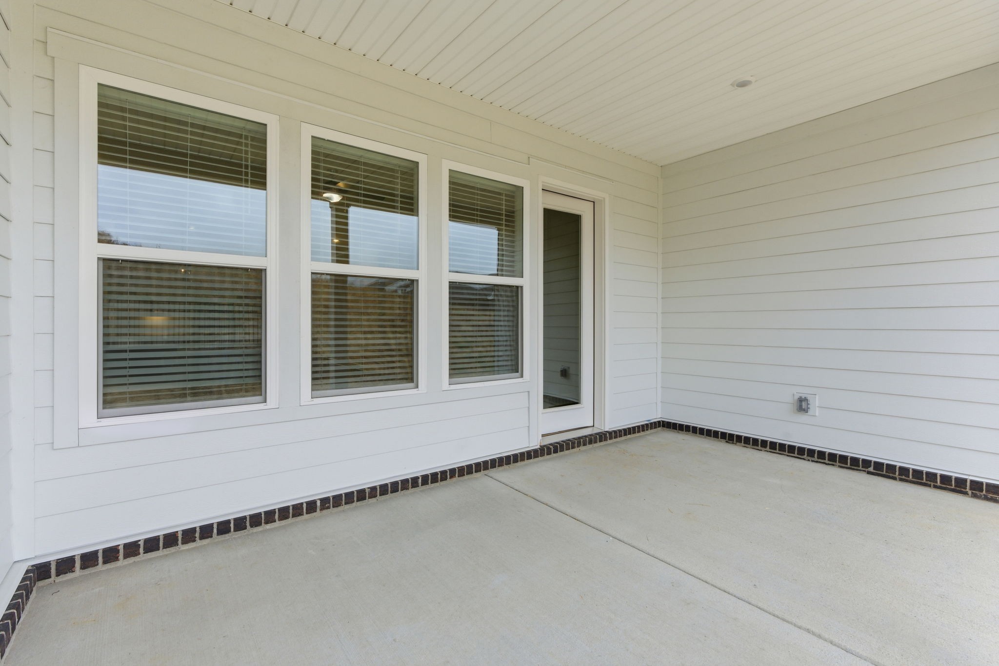 455 Buckwood Avenue, W