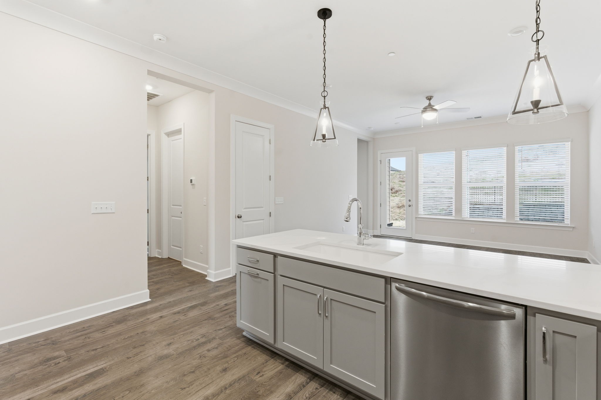 455 Buckwood Avenue, W