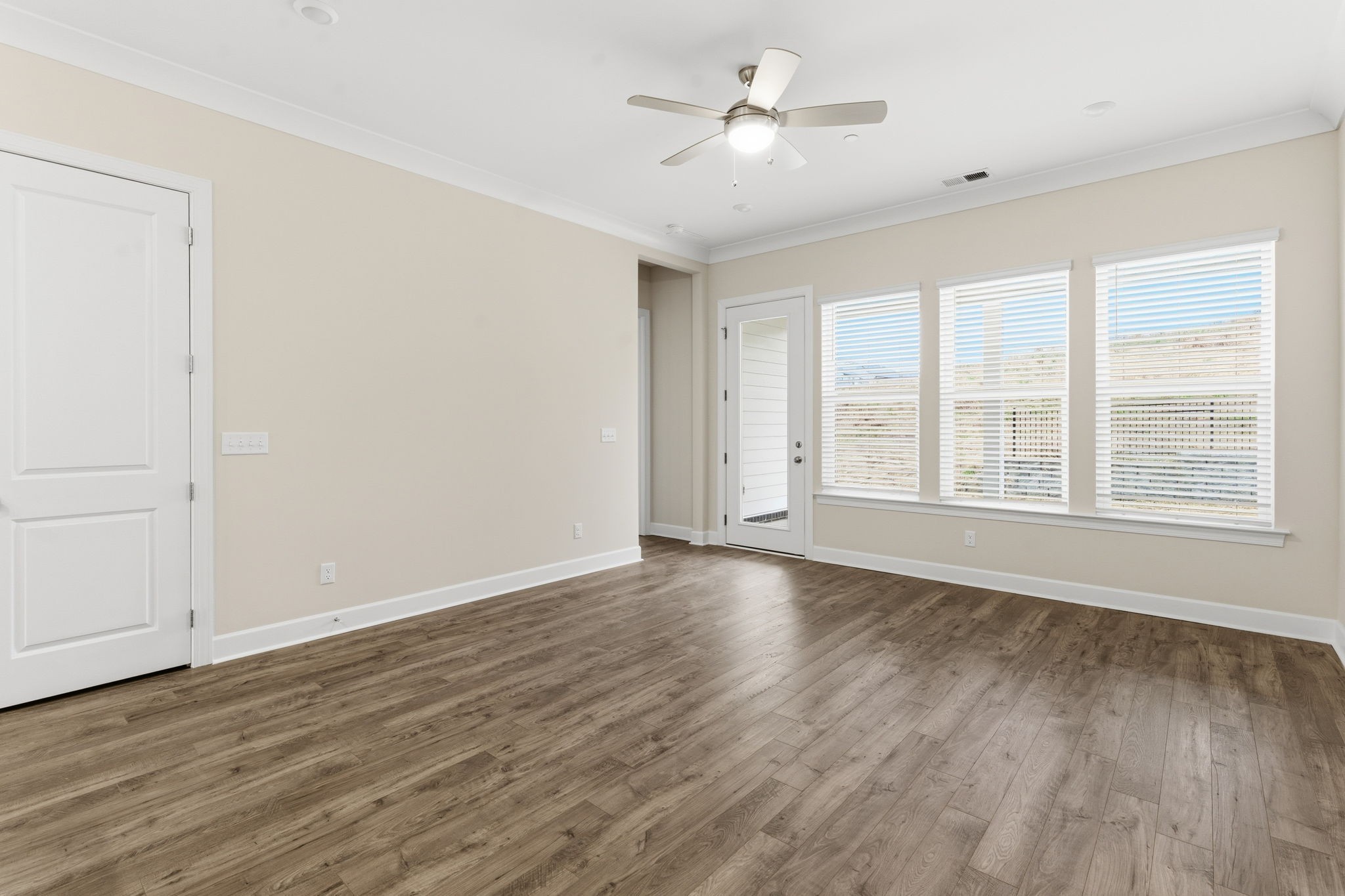 455 Buckwood Avenue, W