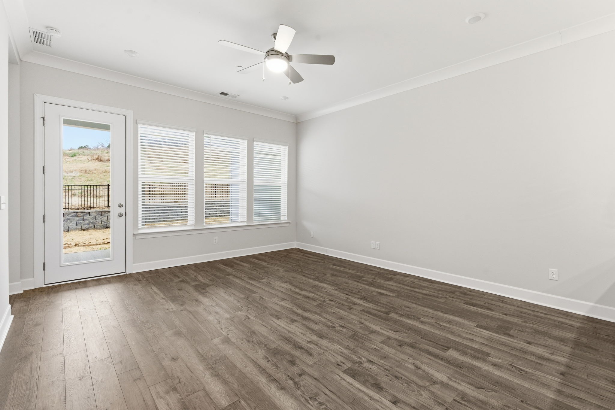 455 Buckwood Avenue, W