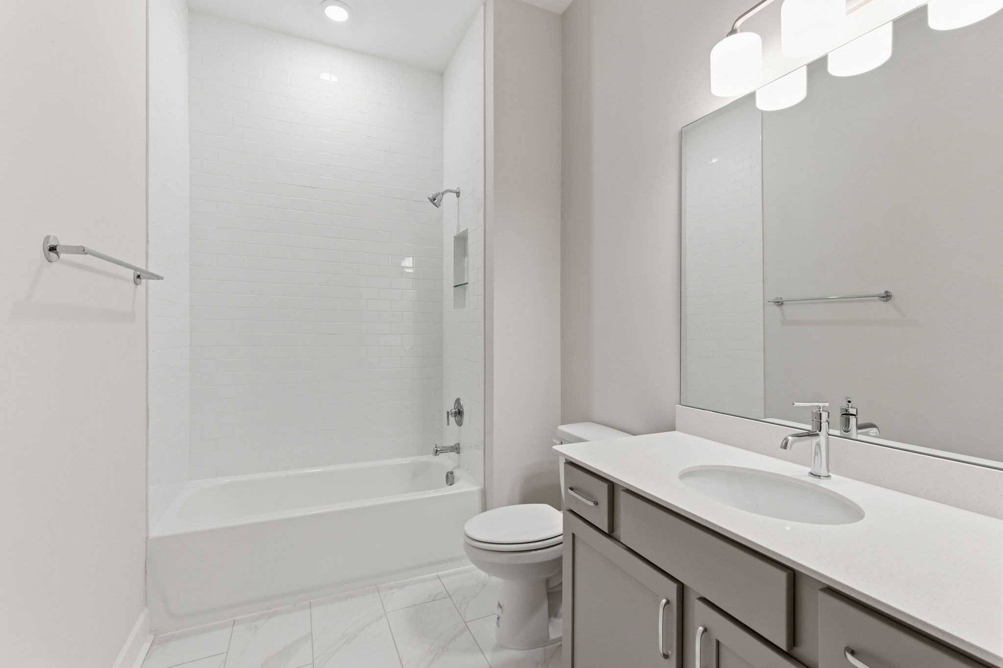 455 Buckwood Avenue, W