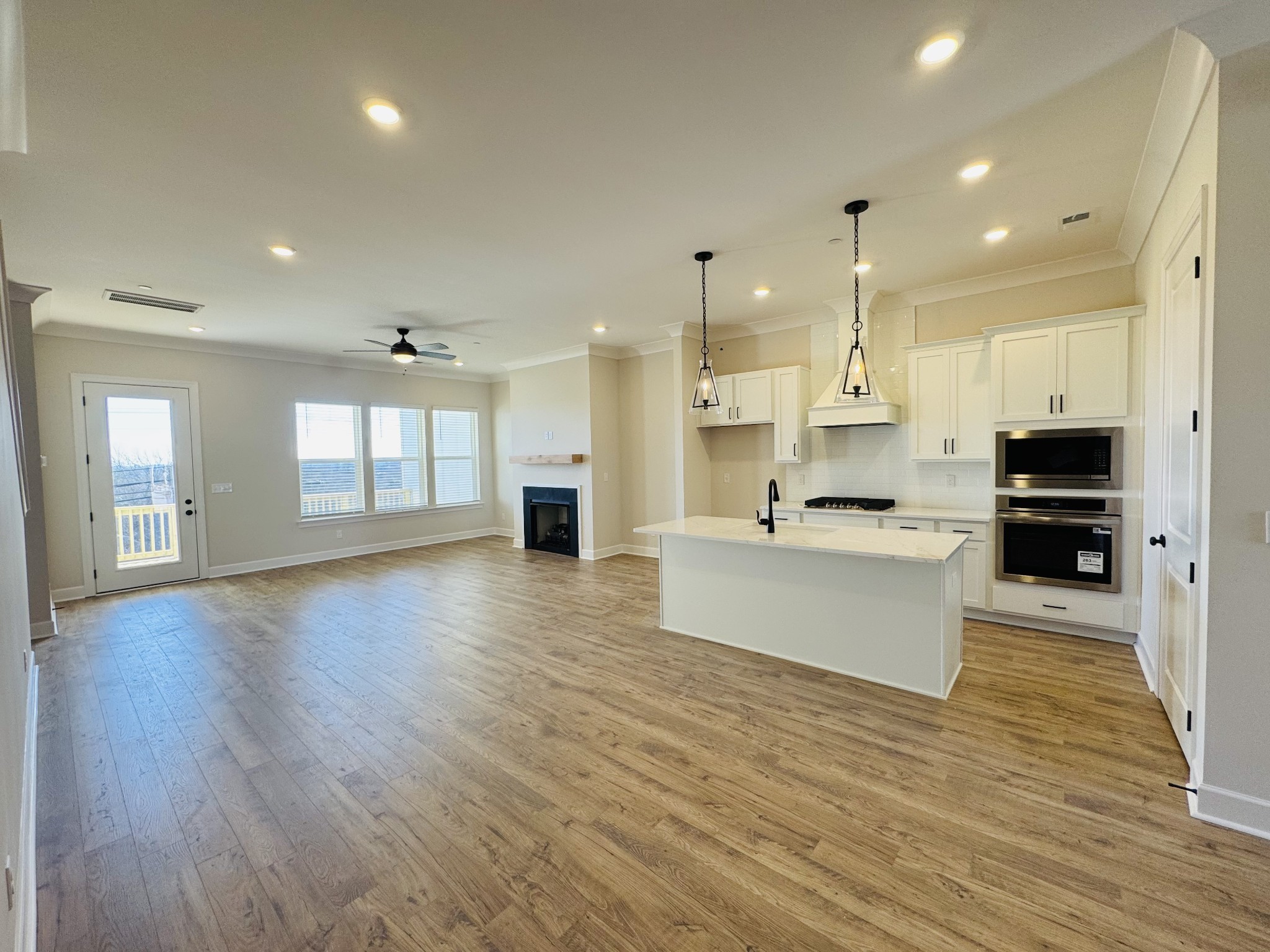 313 Buckwood Lane, W