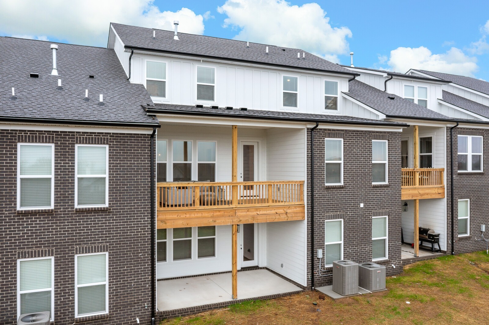 313 Buckwood Lane, W