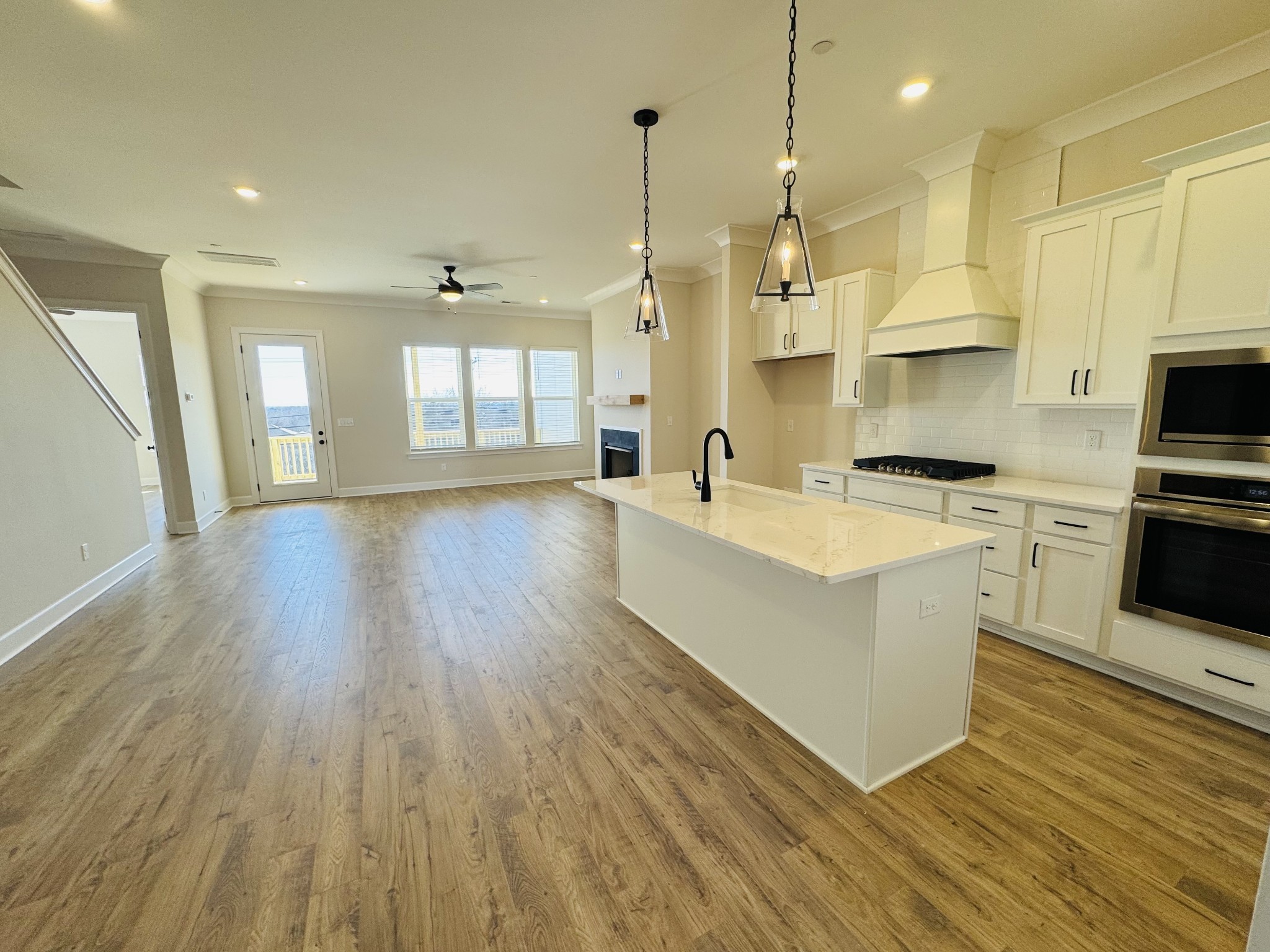 313 Buckwood Lane, W