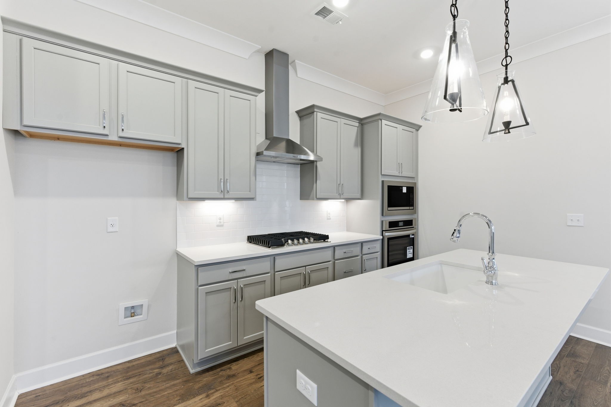 440 Buckwood Avenue, W