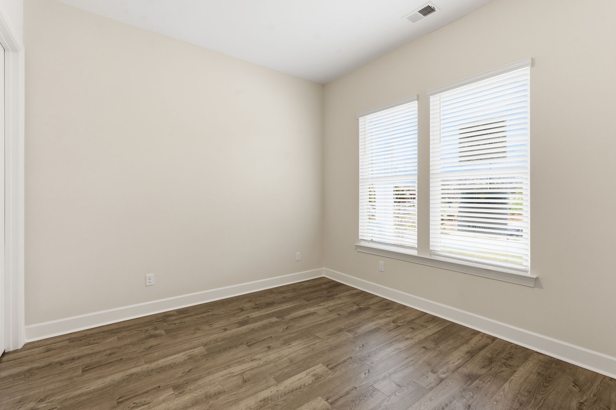 440 Buckwood Avenue, W