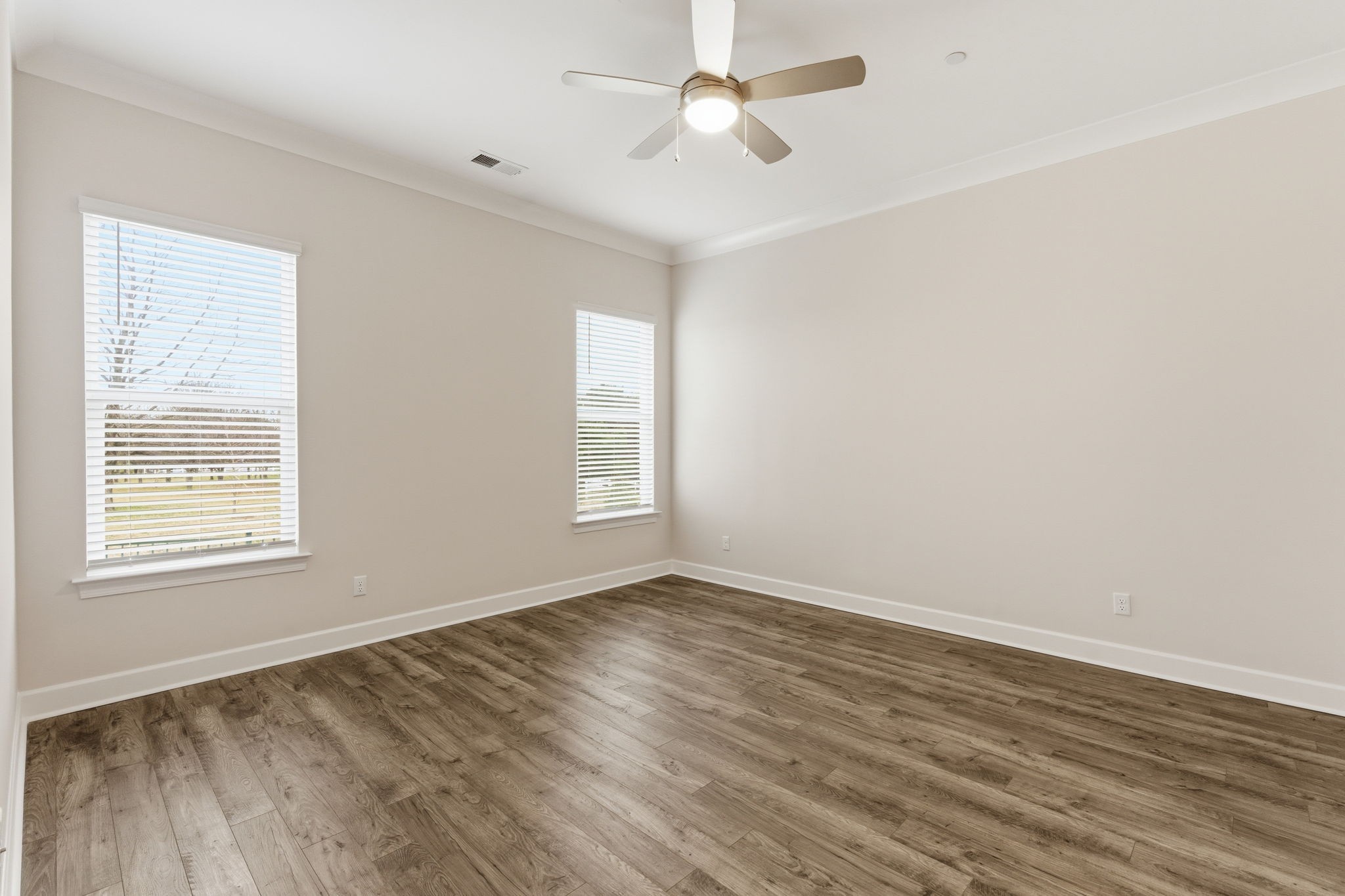 440 Buckwood Avenue, W