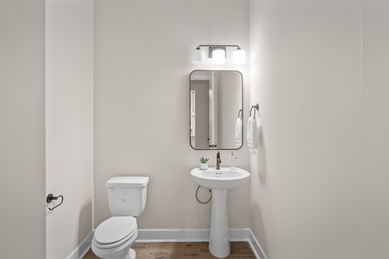 460 Buckwood Avenue, W