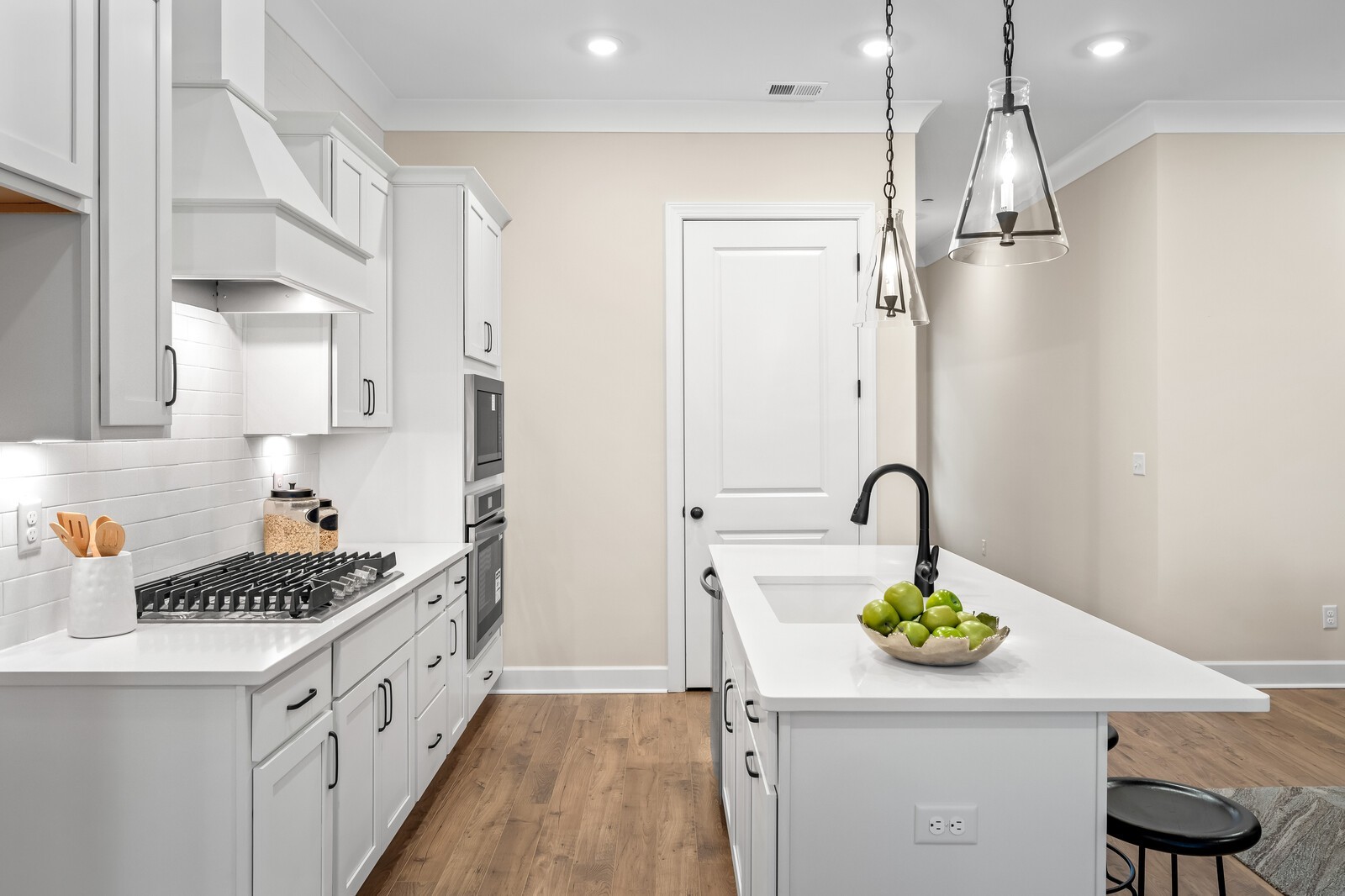 460 Buckwood Avenue, W