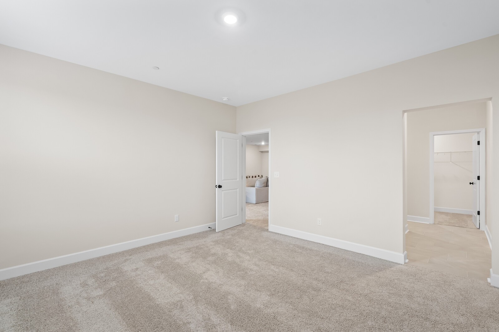 460 Buckwood Avenue, W