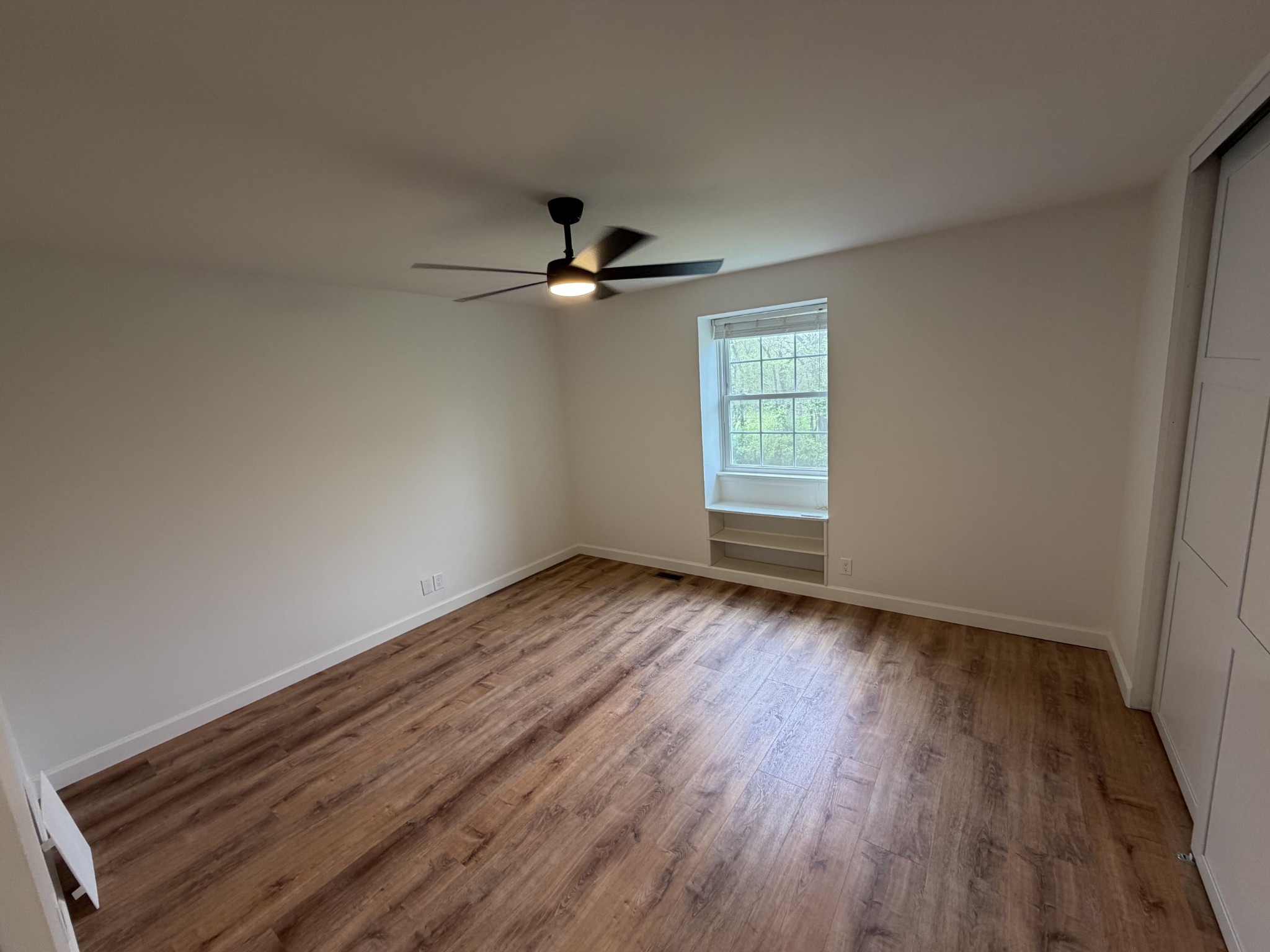 1100 W Main St Unit: F7