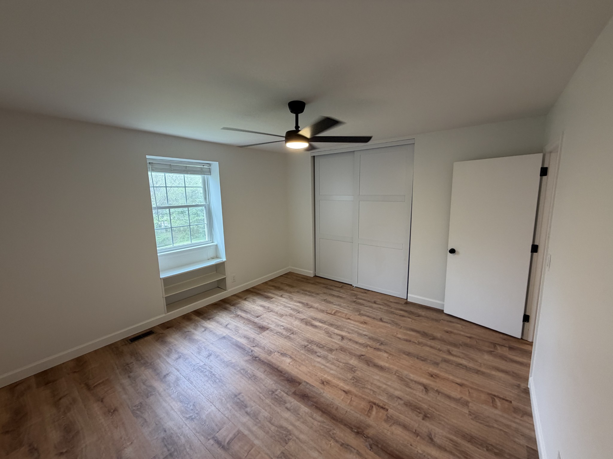 1100 W Main St Unit: F7