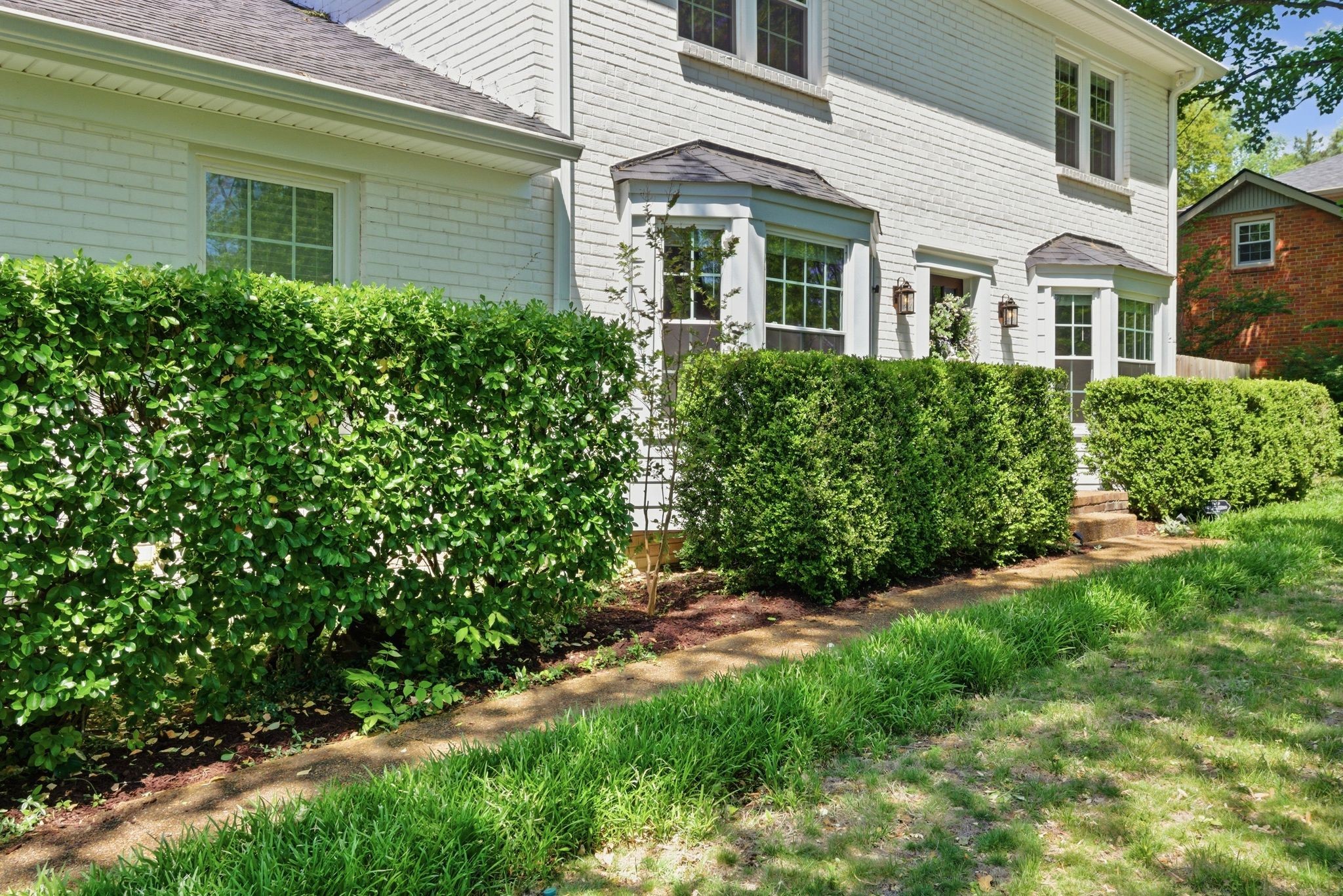 216 Pebble Glen Dr
