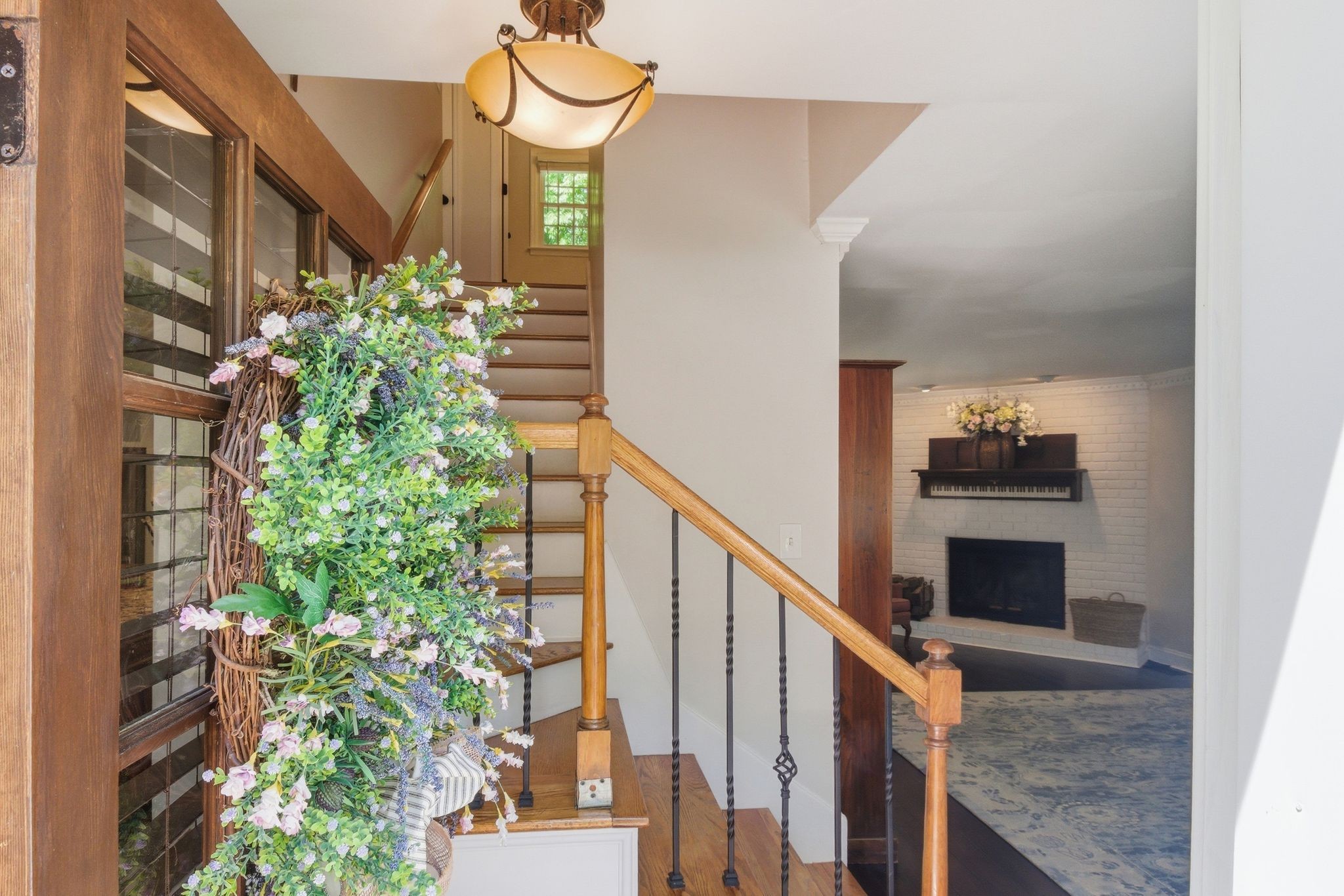 216 Pebble Glen Dr