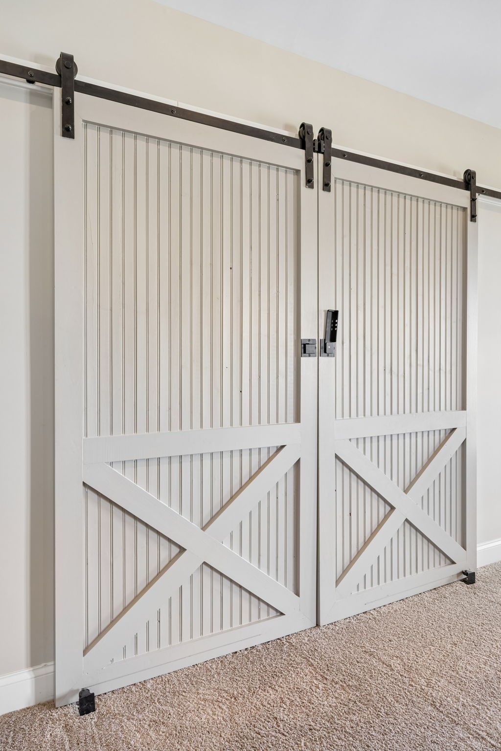 6033 Native Pony Trl