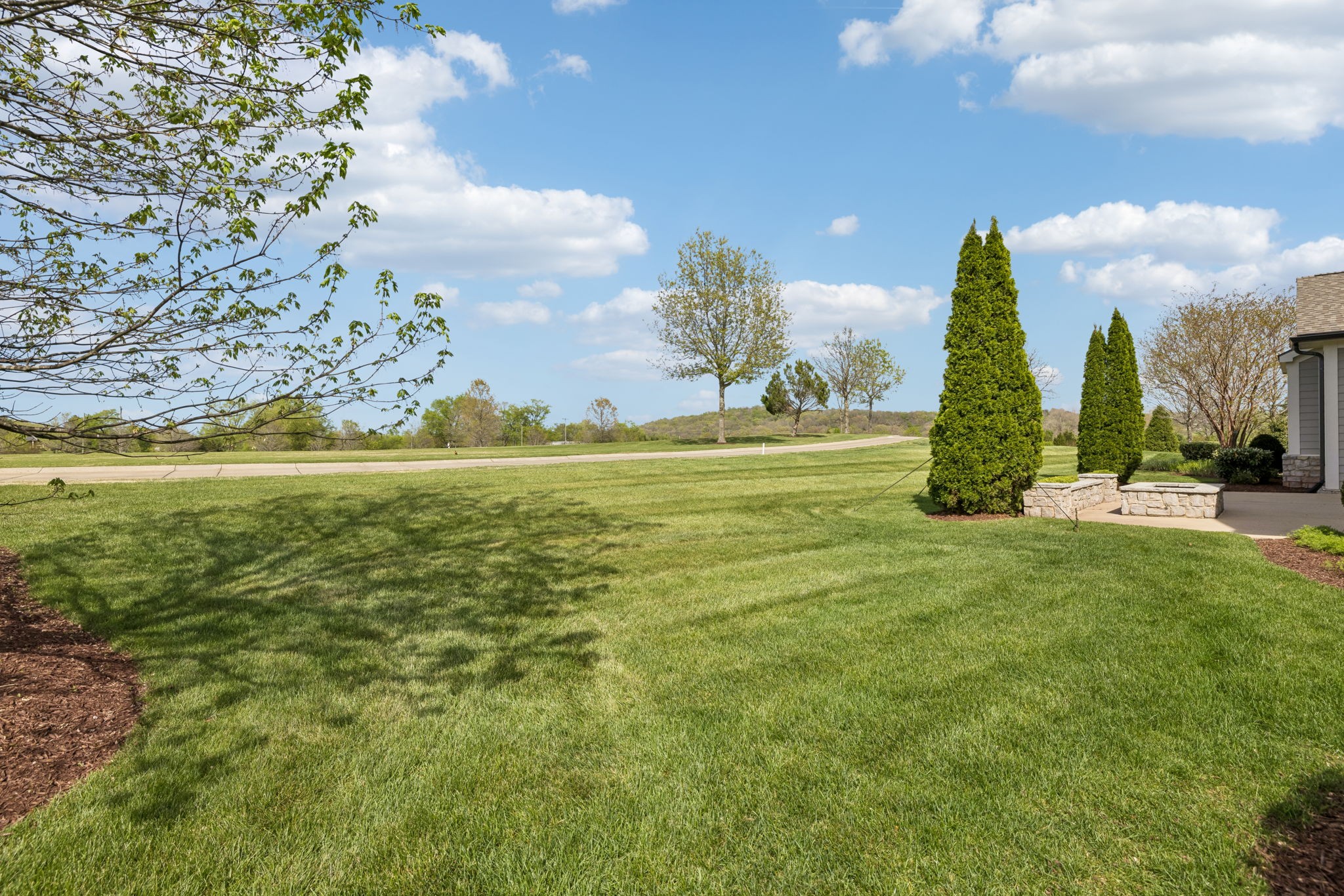 6033 Native Pony Trl