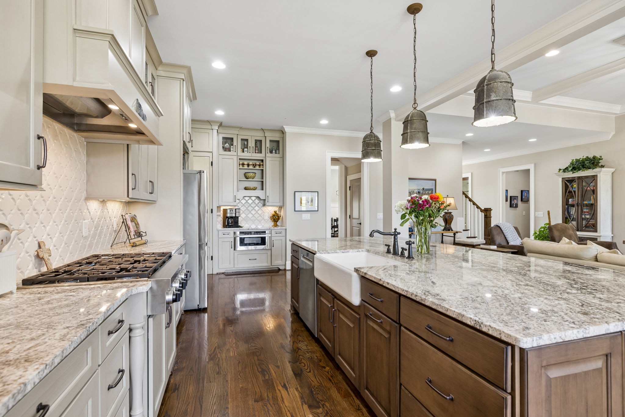 6033 Native Pony Trl