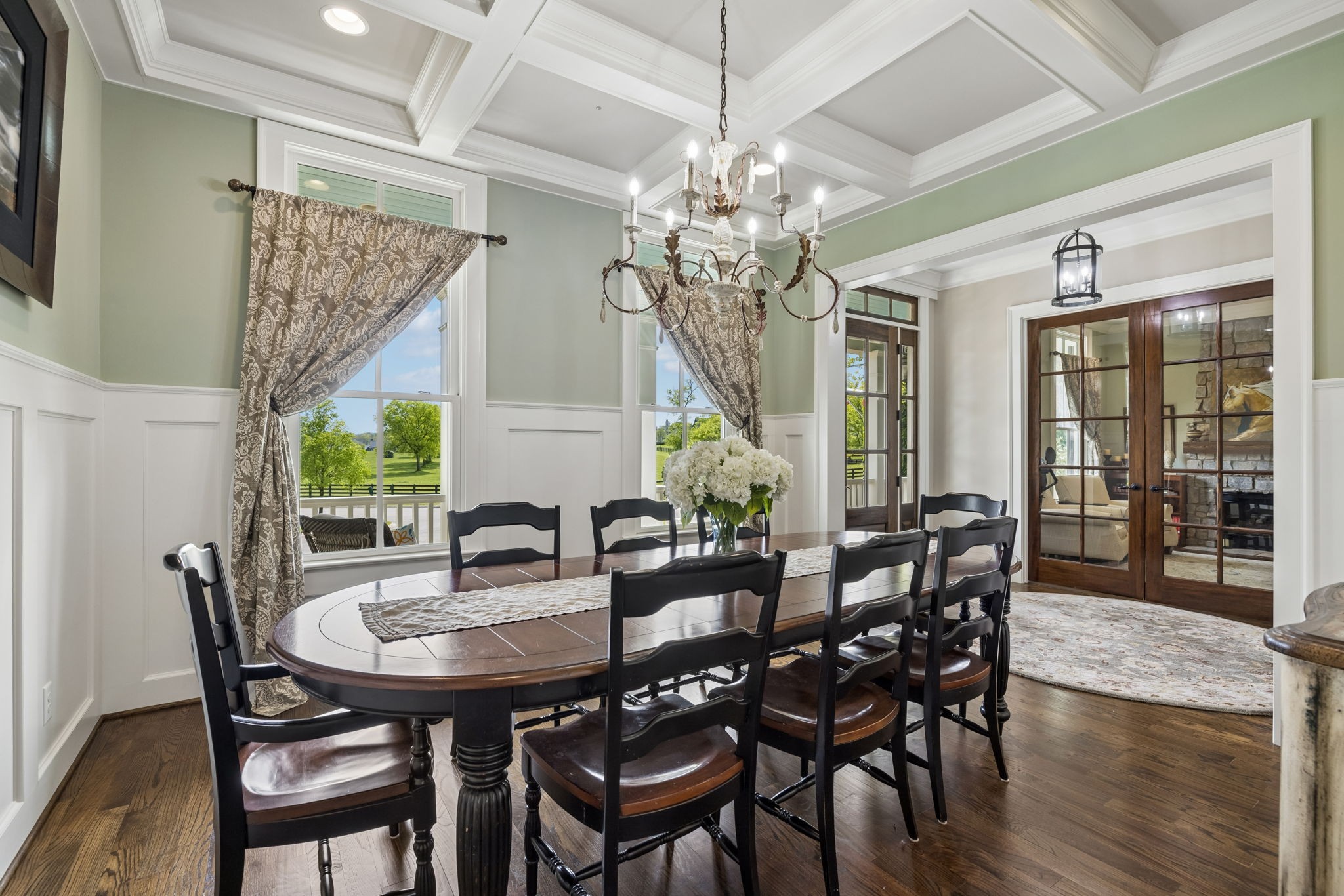 6033 Native Pony Trl