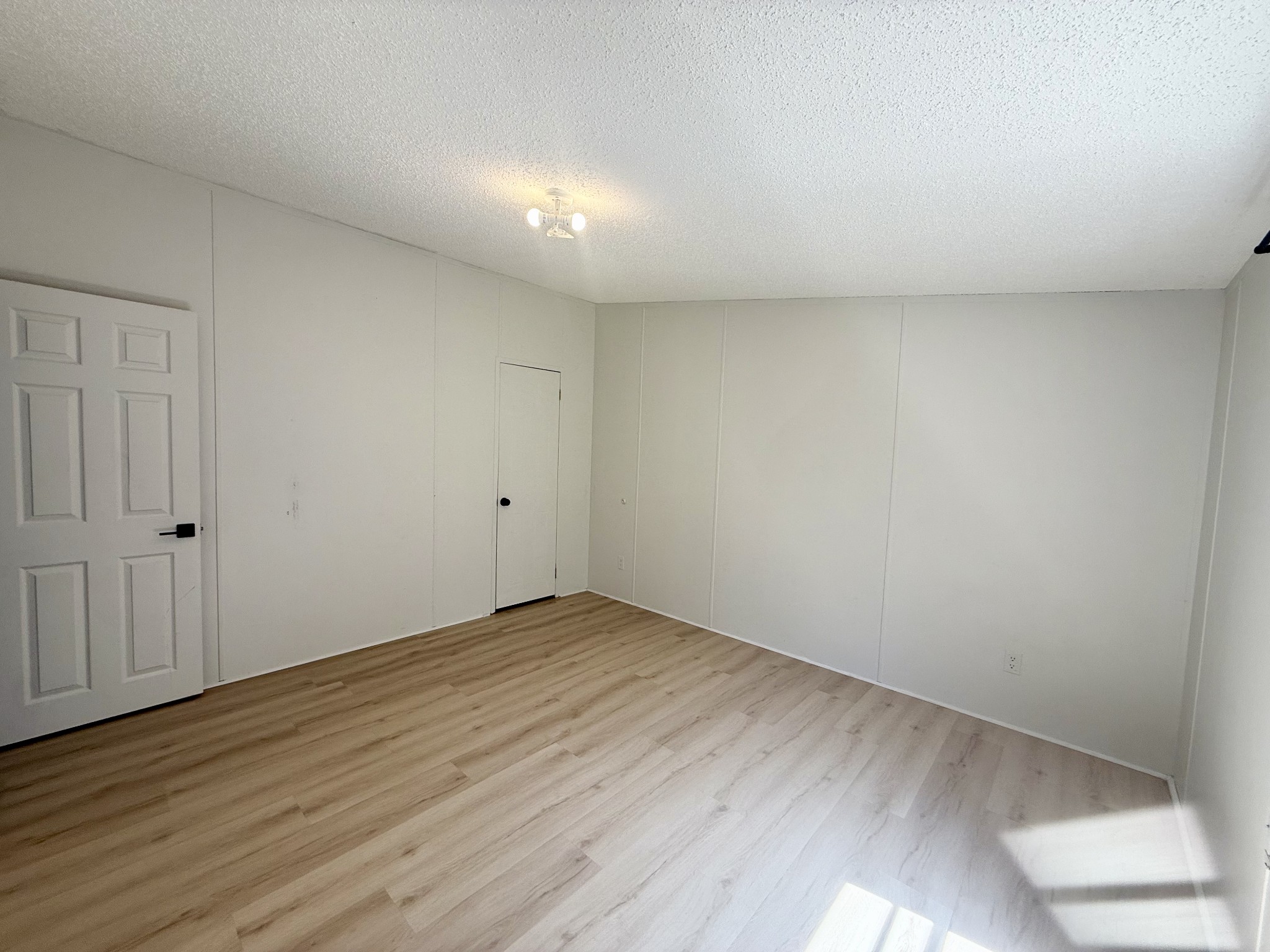 119 W Richview Rd