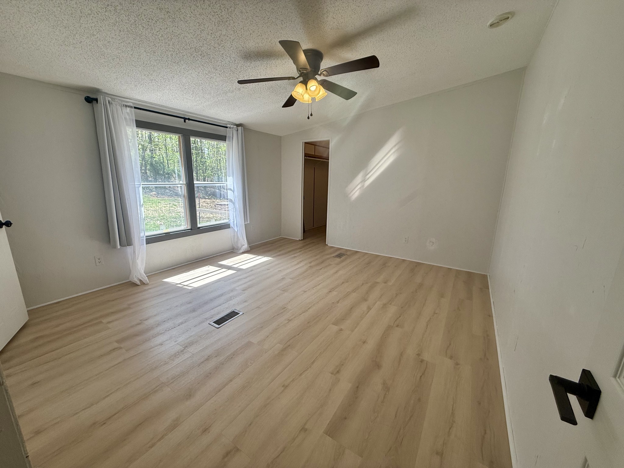 119 W Richview Rd