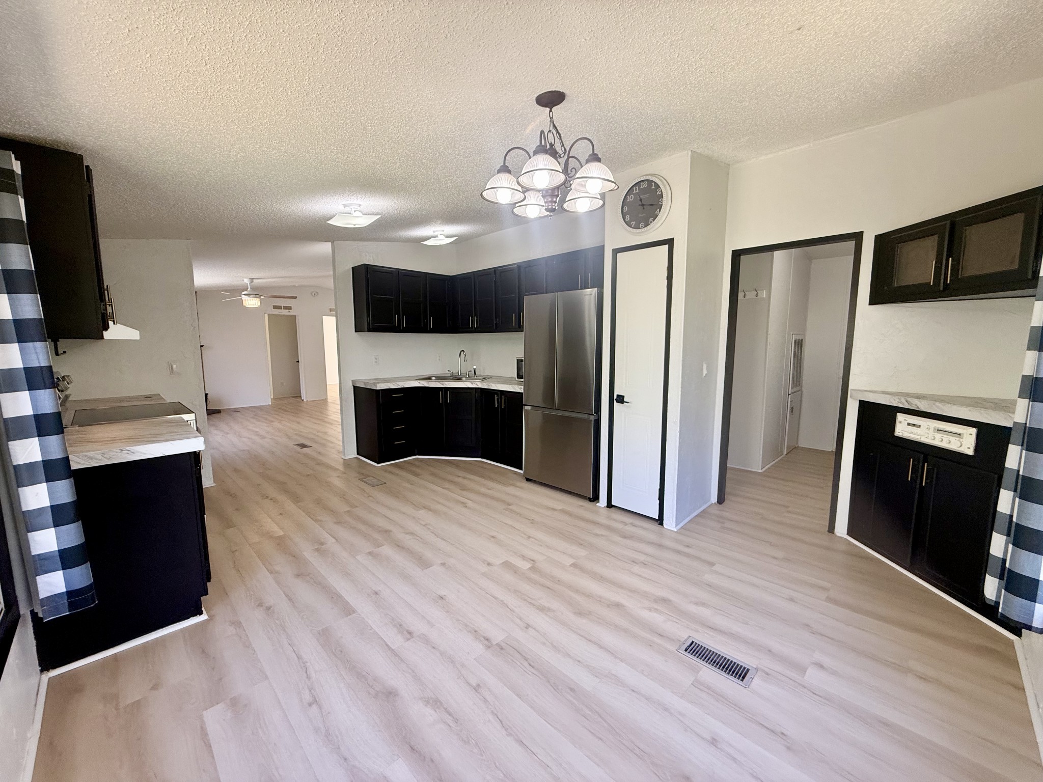 119 W Richview Rd