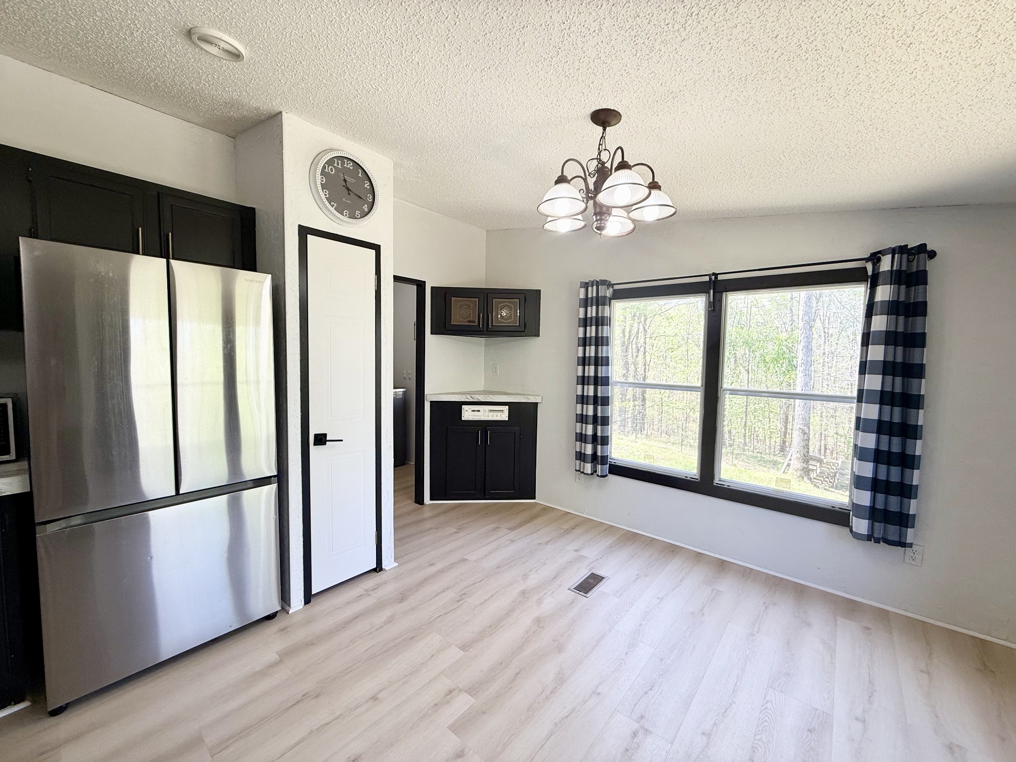 119 W Richview Rd