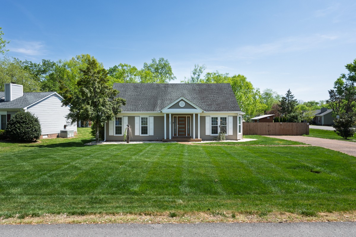 540 Riverview Dr
