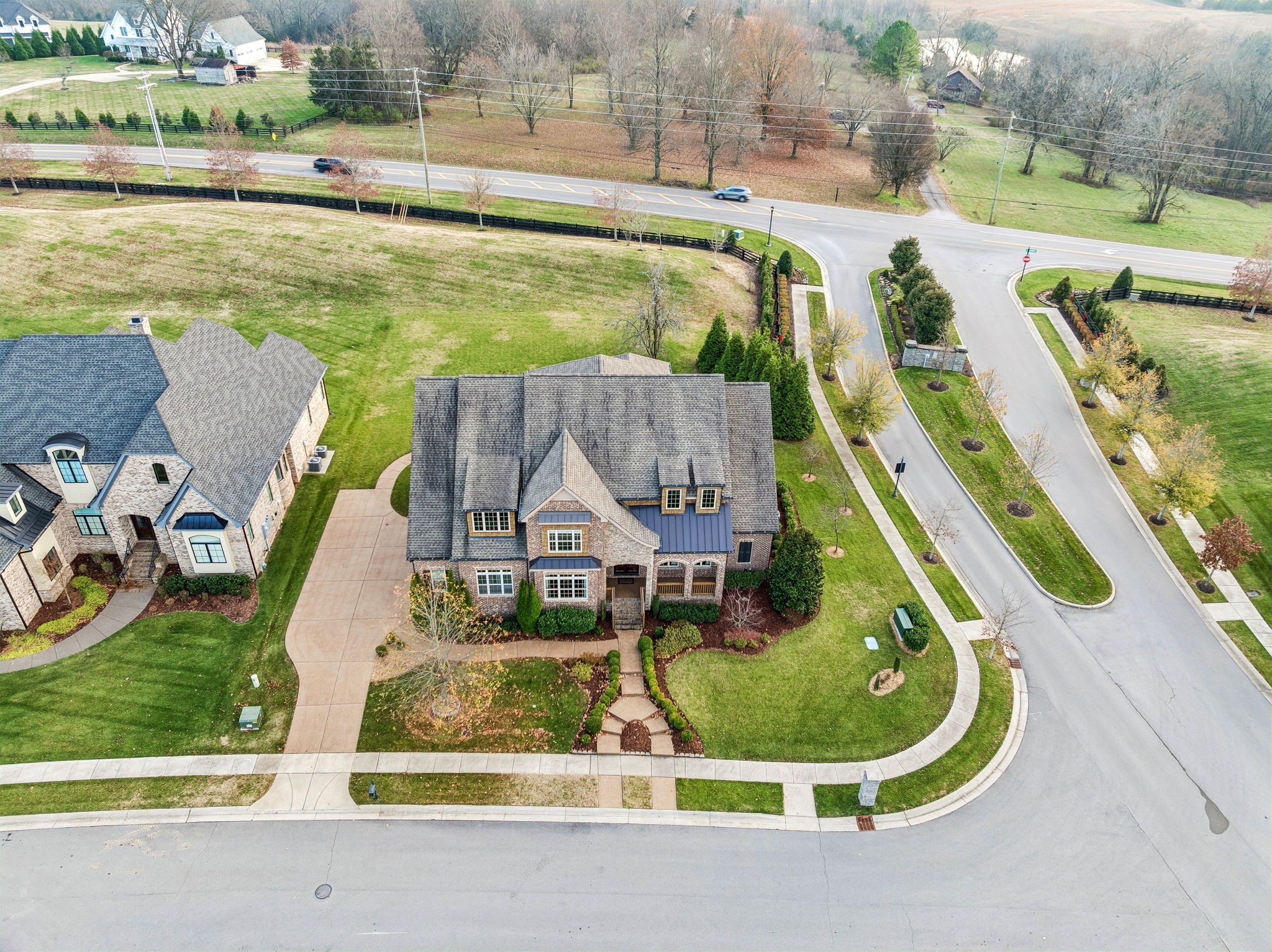 1001 Lawson Ln