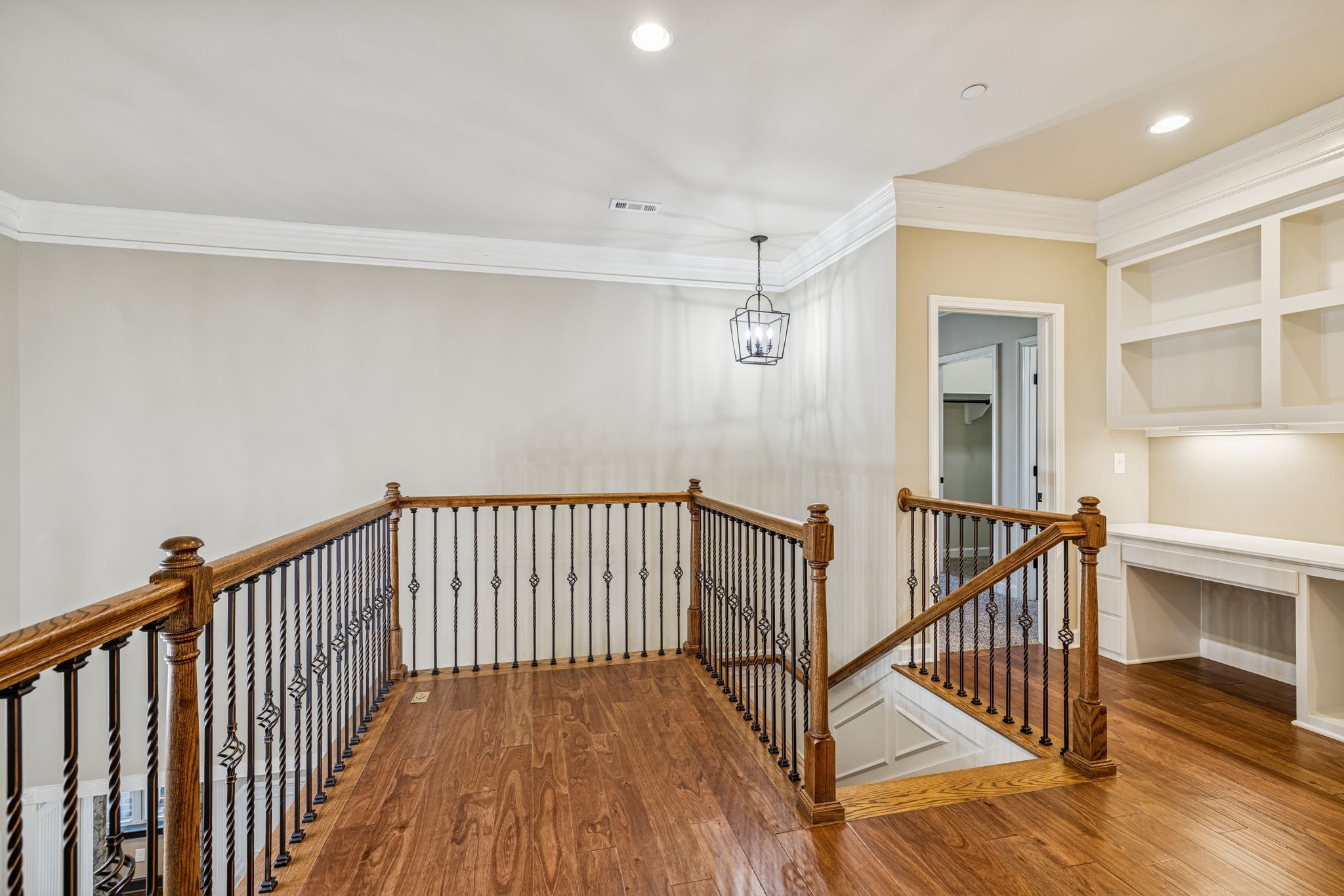 1001 Lawson Ln