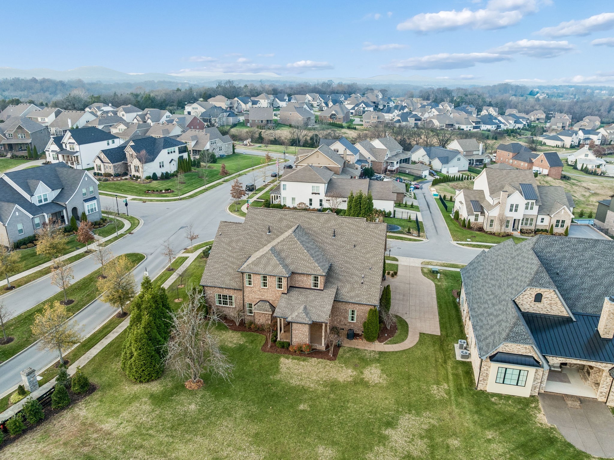 1001 Lawson Ln