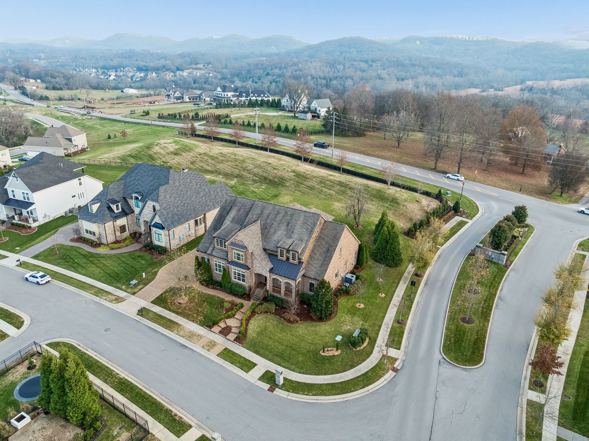 1001 Lawson Ln