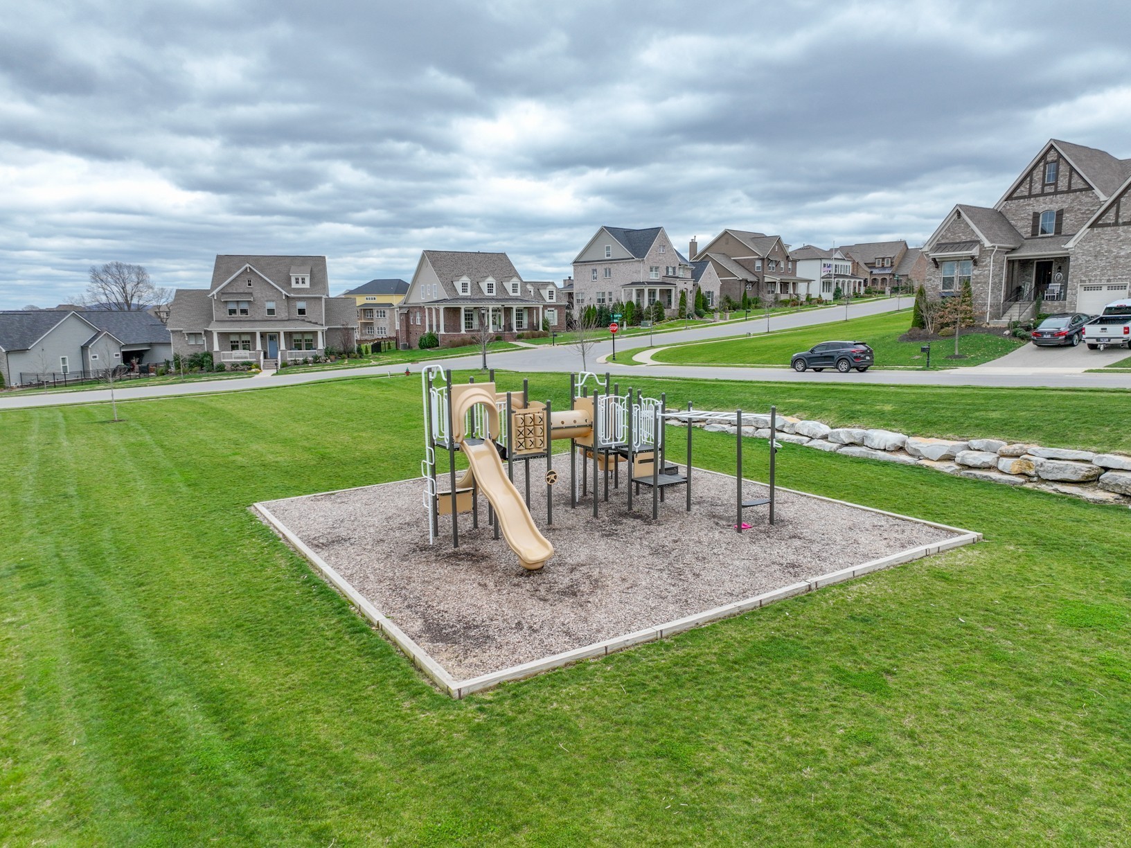 1001 Lawson Ln