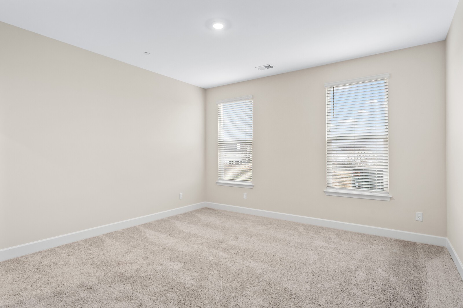 460 Buckwood Avenue, W