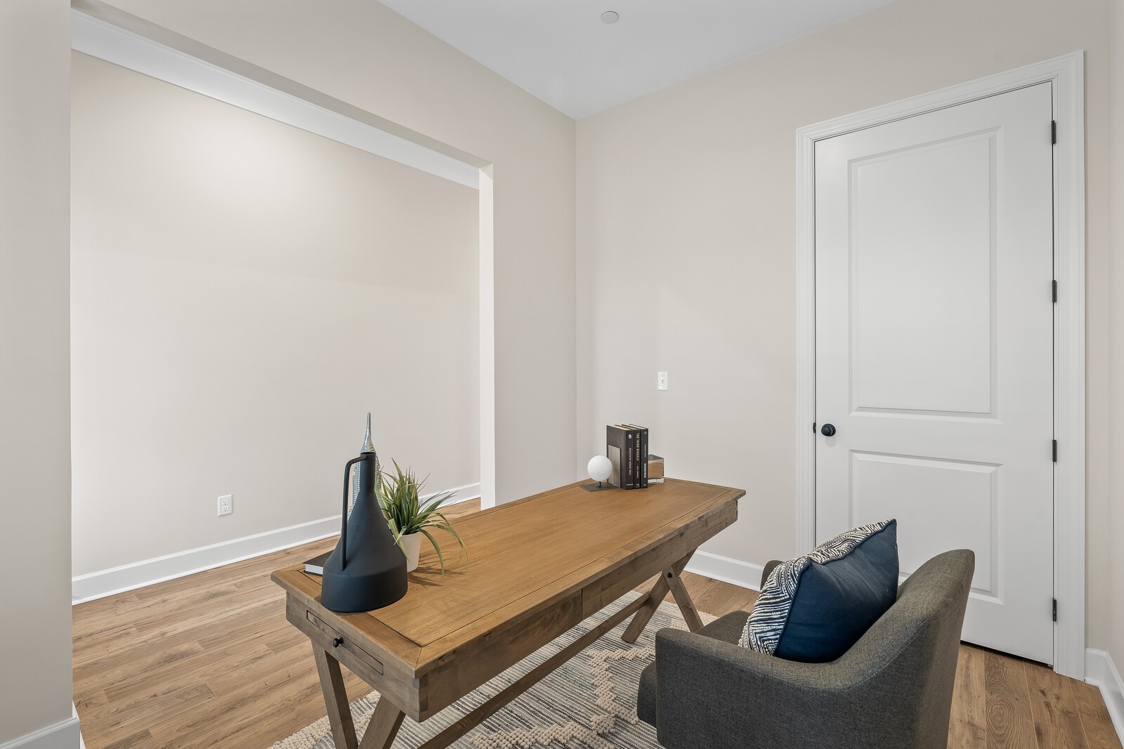 460 Buckwood Avenue, W