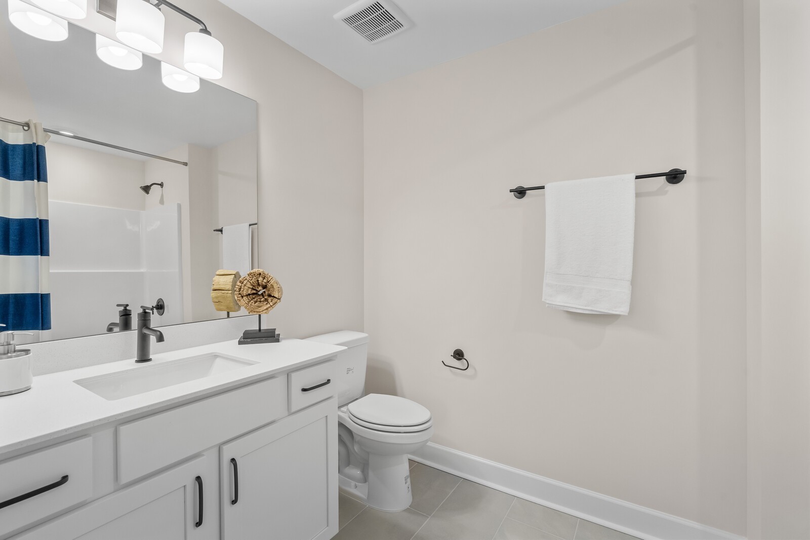 460 Buckwood Avenue, W