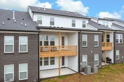 303 Buckwood Ln