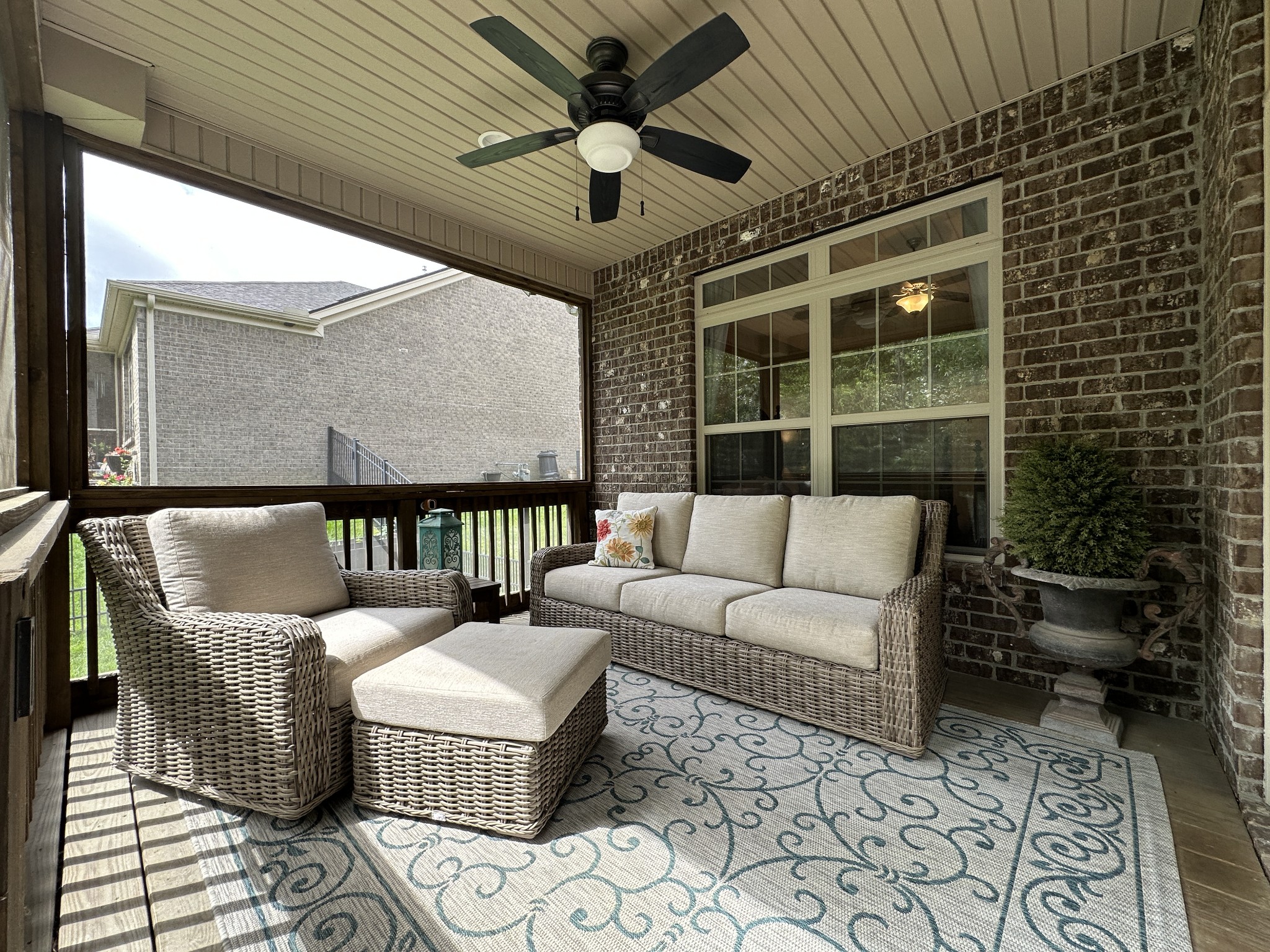 1008 Callaway Dr