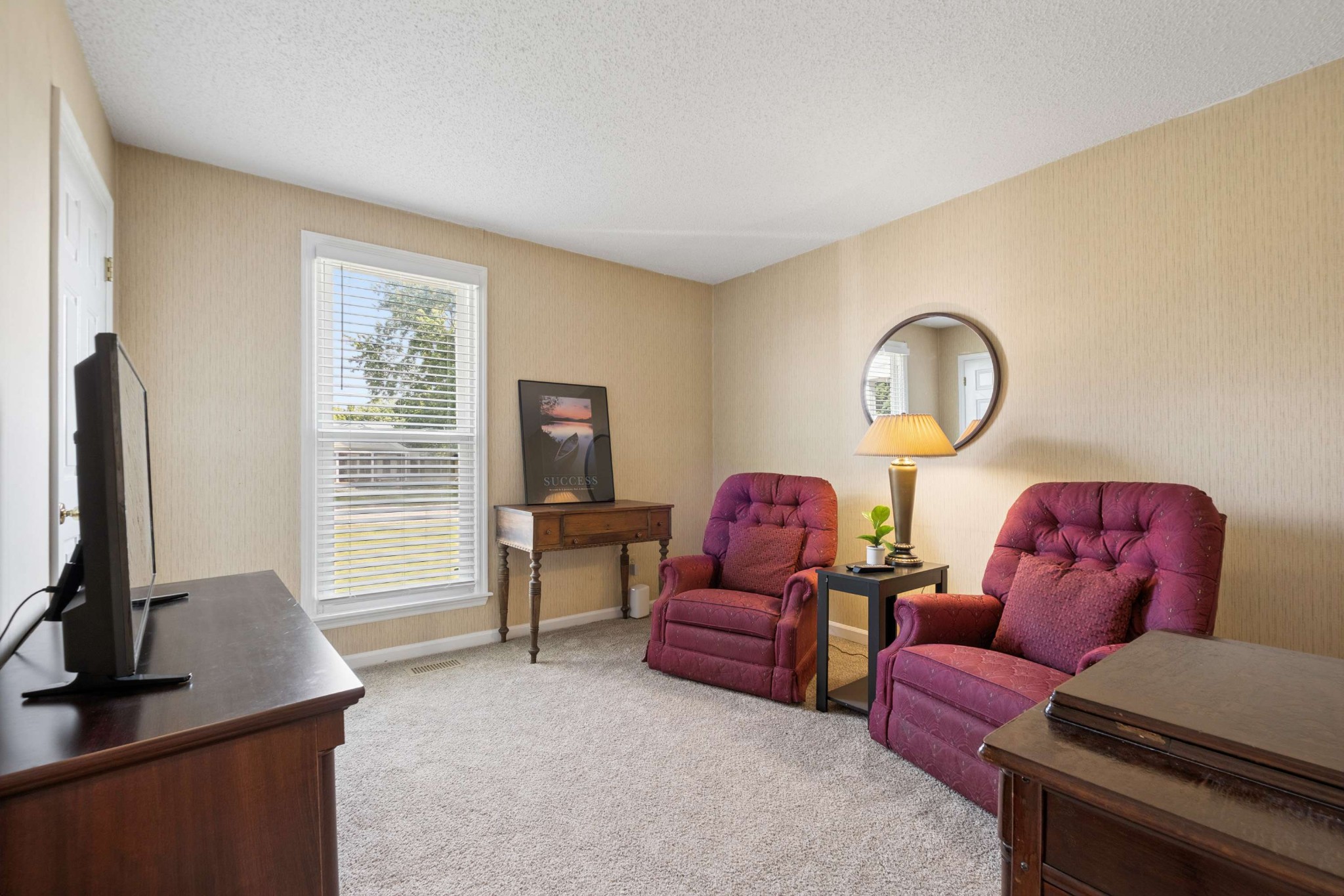 504 Riverview Dr