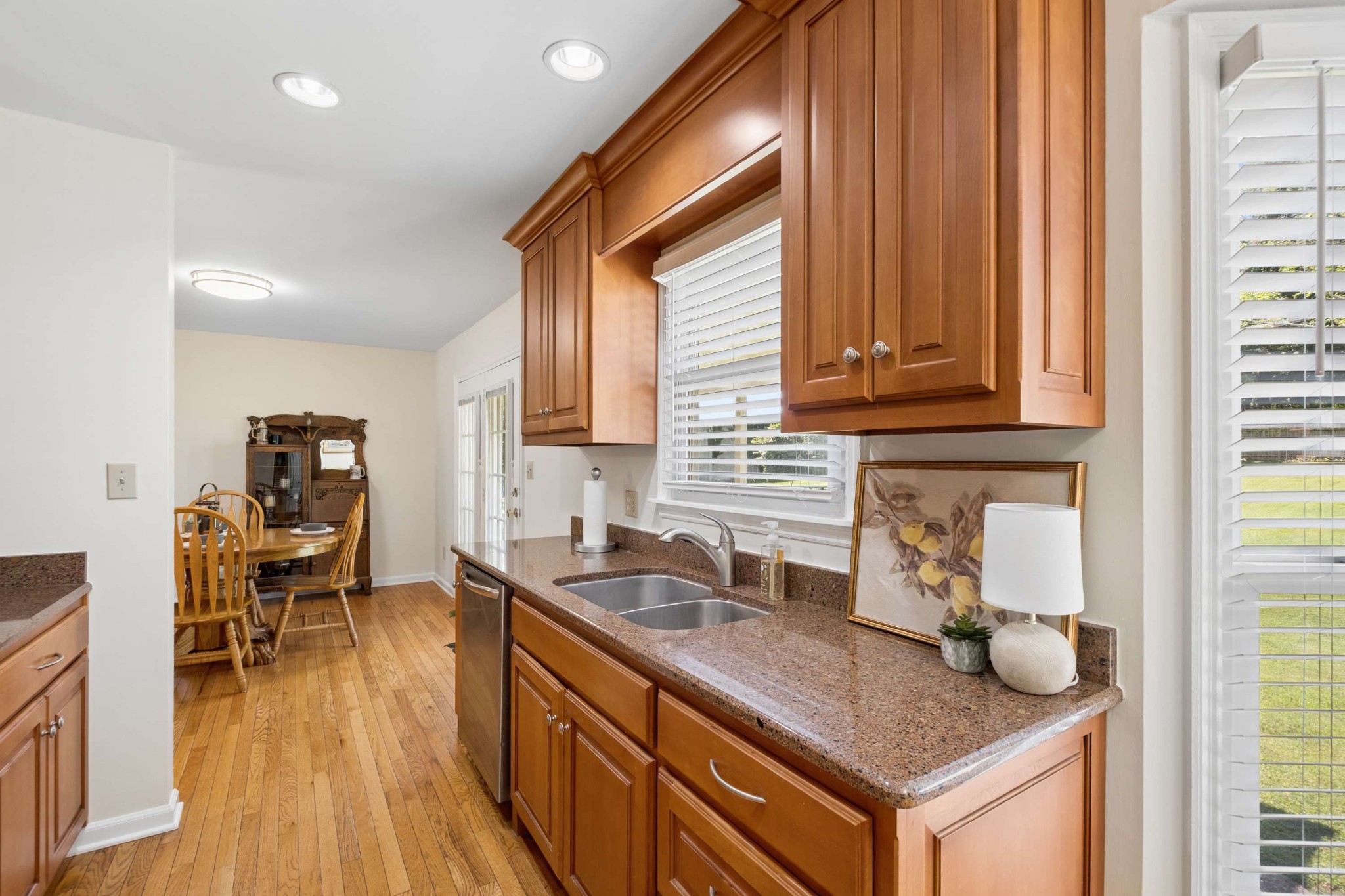 504 Riverview Dr