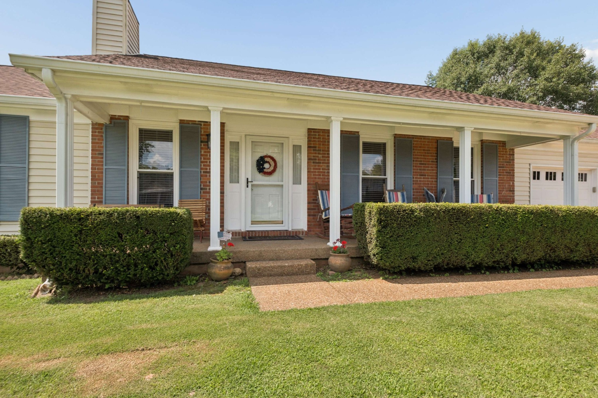 504 Riverview Dr